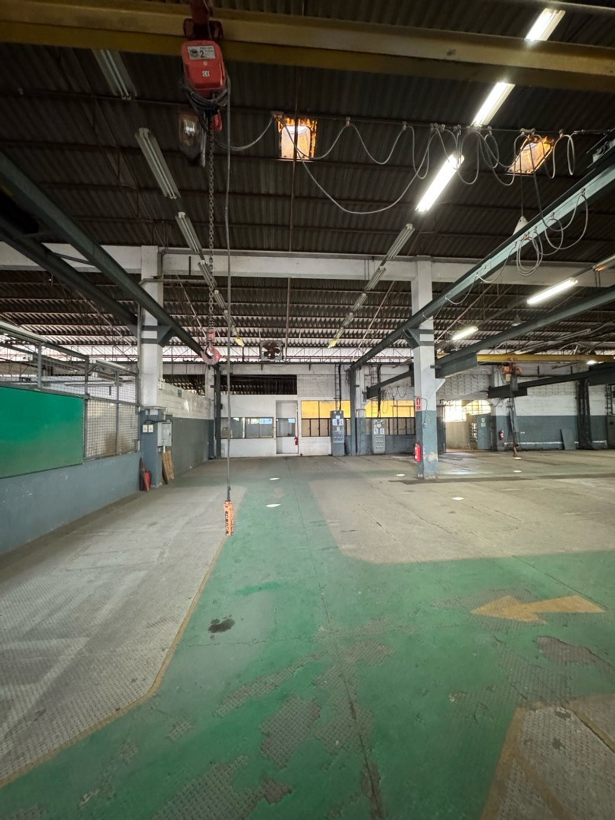 For RentFactoryBangna, Bearing, Lasalle : Factory for rent, 6-3-27 rai, area 7,000 square meters, has A.2 and A.6 licenses, used to have R.4 but canceled use, tenant must apply for a new one @ Bangna, Lasalle, Bearing, Bangkok