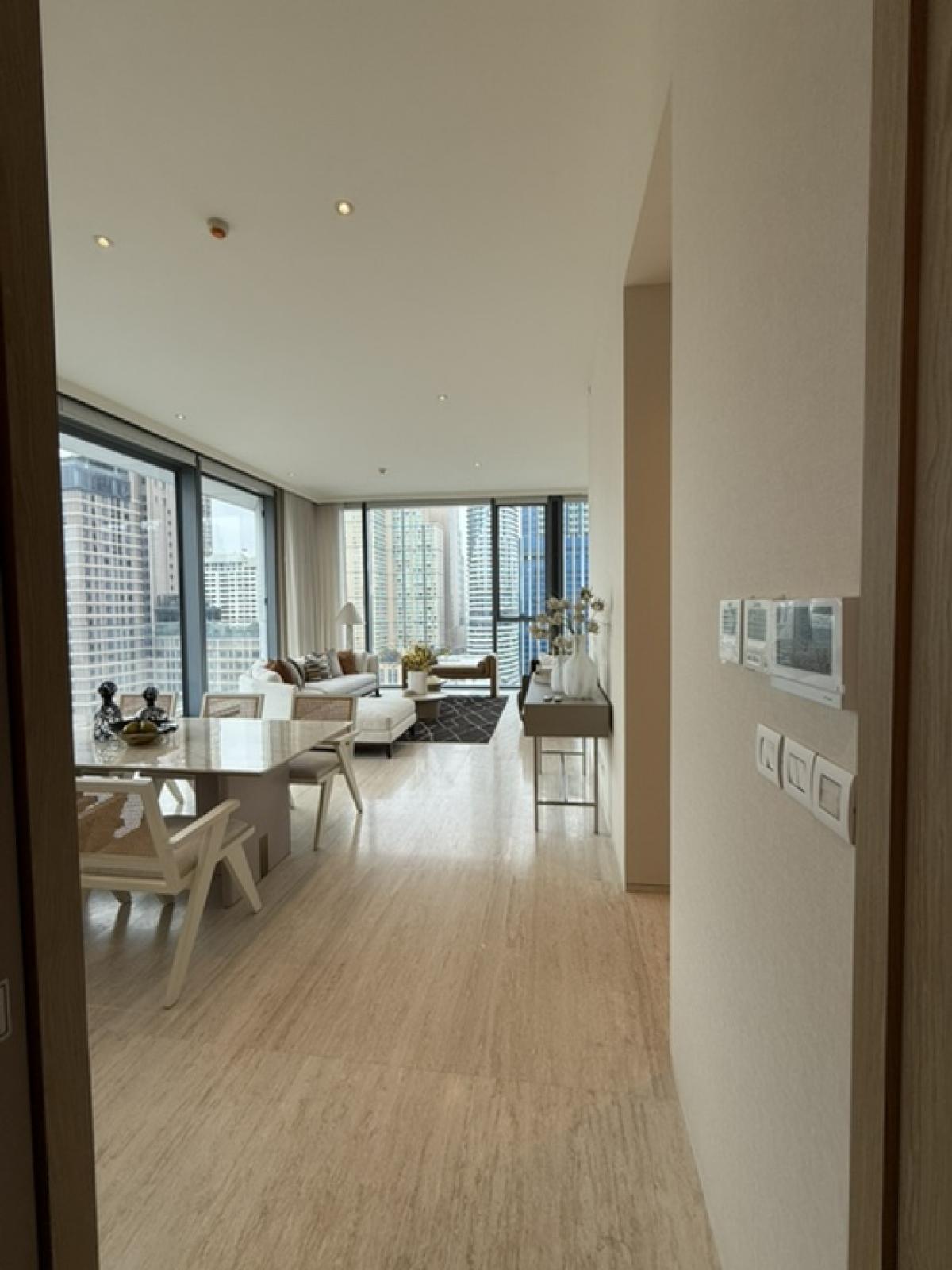 ขายคอนโดวิทยุ ชิดลม หลังสวน : ✨ SCOPE หลังสวน – 2 Bedroom ระดับลักชัวรีตัวจริง พื้นที่ใหญ่ 154–169 ตร.ม. ให้ฟีลบ้านเดี่ยวกลางเมือง แต่ได้วิวและความเป็นส่วนตัวแบบคอนโดระดับเวิลด์คลาส 🏙️💎เริ่มต้นเพียง 88–156 ล้านบาทRare Unit มาก! จำนวนจำกัดจริง ๆ ✔️