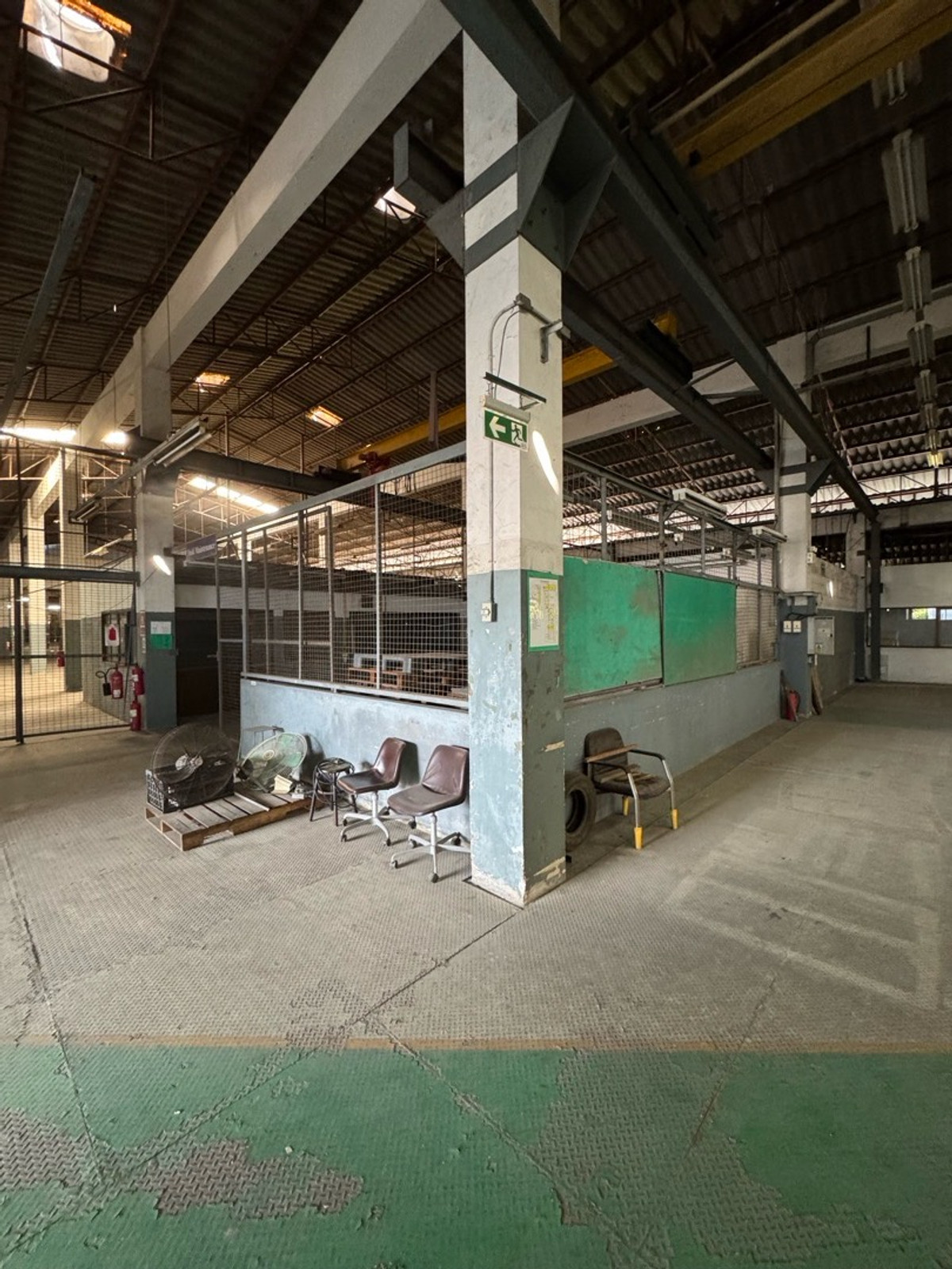 For RentFactoryBangna, Bearing, Lasalle : Factory for rent, 6-3-27 rai, area 7,000 square meters, has A.2 and A.6 licenses, used to have R.4 but canceled use, tenant must apply for a new one @ Bangna, Lasalle, Bearing, Bangkok