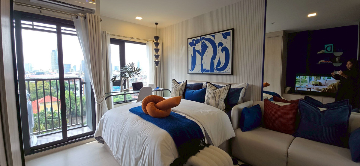 ขายคอนโดวงเวียนใหญ่ เจริญนคร : คอนโดใกล้ไอคอนสยาม ทำเลดีที่สุด FLO  BY SANSIRI ห้อง24 Sq.m แต่งครบพร้อมอยู่ CAll : อู๋ 0859566196