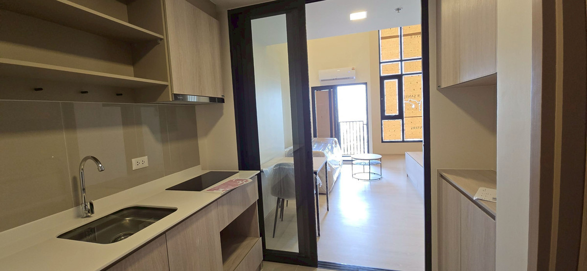 ขายคอนโดวงเวียนใหญ่ เจริญนคร : ็HOT DEAL คอนโดใกล้ไอคอนสยาม FLO BY SANSIRI ห้องสไตล์ LOFT 29+15 Sq.m 6.15MB Call อู๋ 0859566196