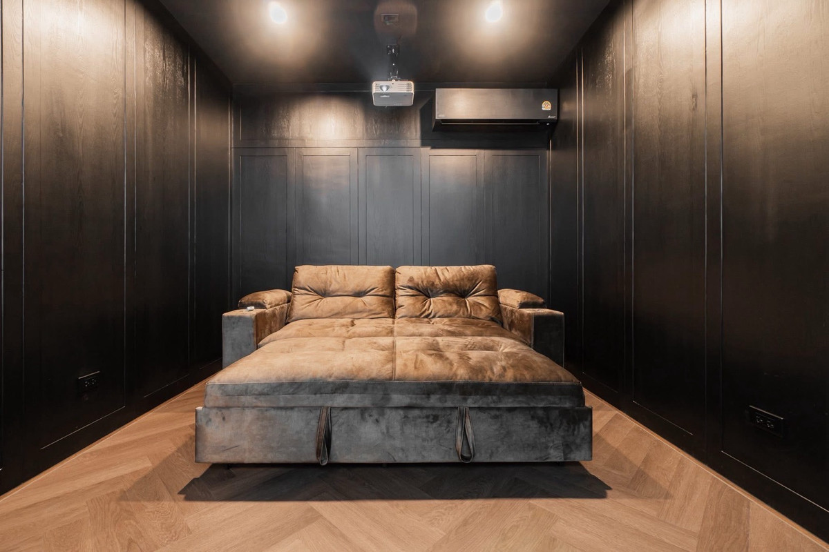 Pattanakan, Srinakarin : For Sale / Rent | 3-Storey Semi-Detached Corner Home | Brand-New, Move-In Ready | 57 sq.w. | Baan Klang Muang The Edition Srinakarin–Suan Luang