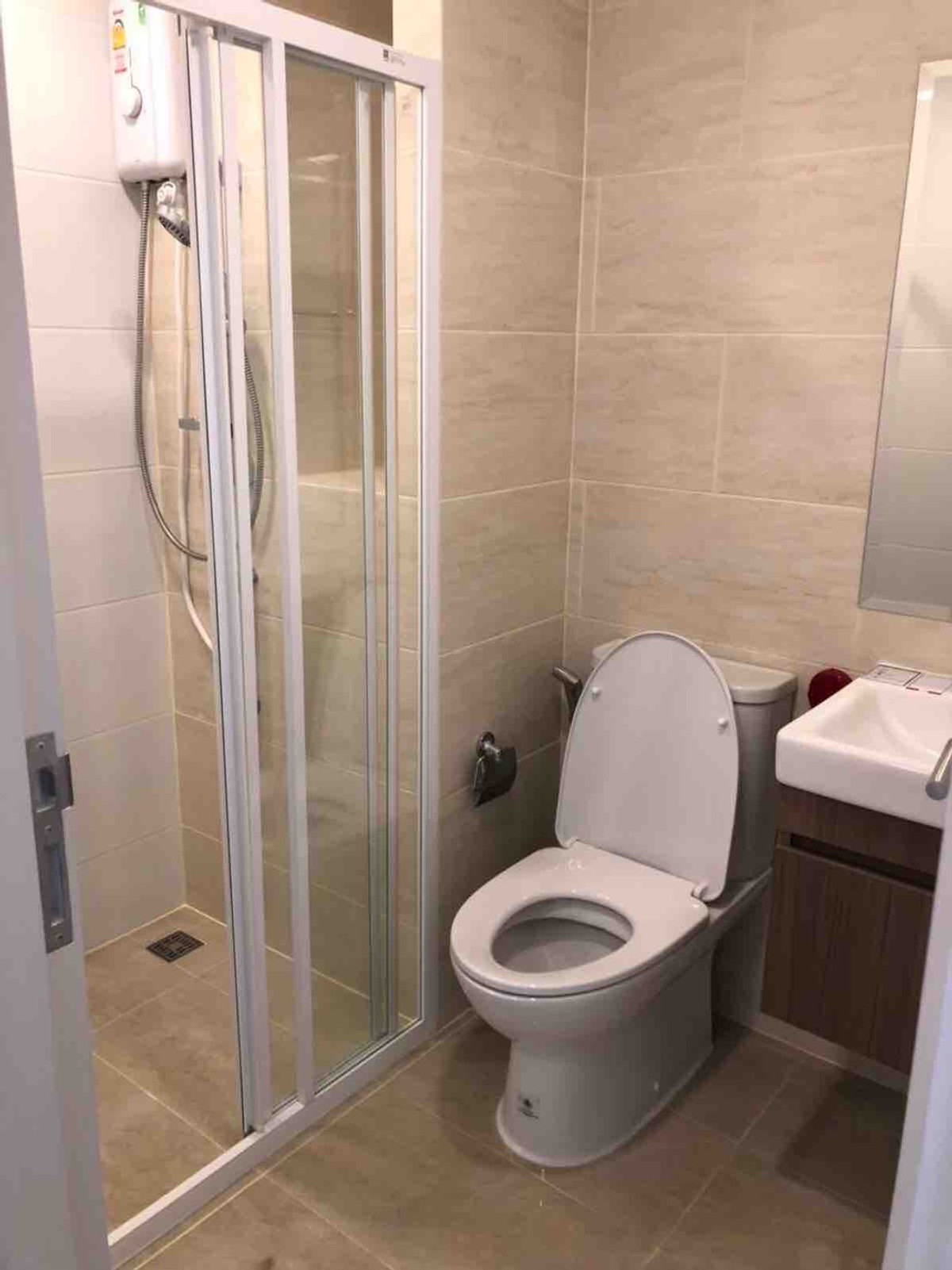 For SaleCondoRatchadapisek, Huaikwang, Suttisan : Brown Condo Huai Kwang / 1 Bed Plus (SALE WITH TENANT), TARN061