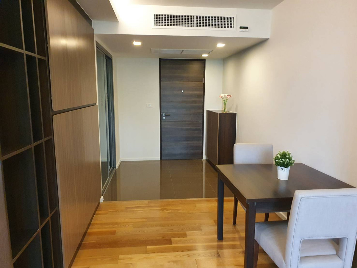 For SaleCondoWitthayu, Chidlom, Langsuan, Ploenchit : Condo for sale Focus Ploenchit price 5,986,860 baht [JZsr251205]