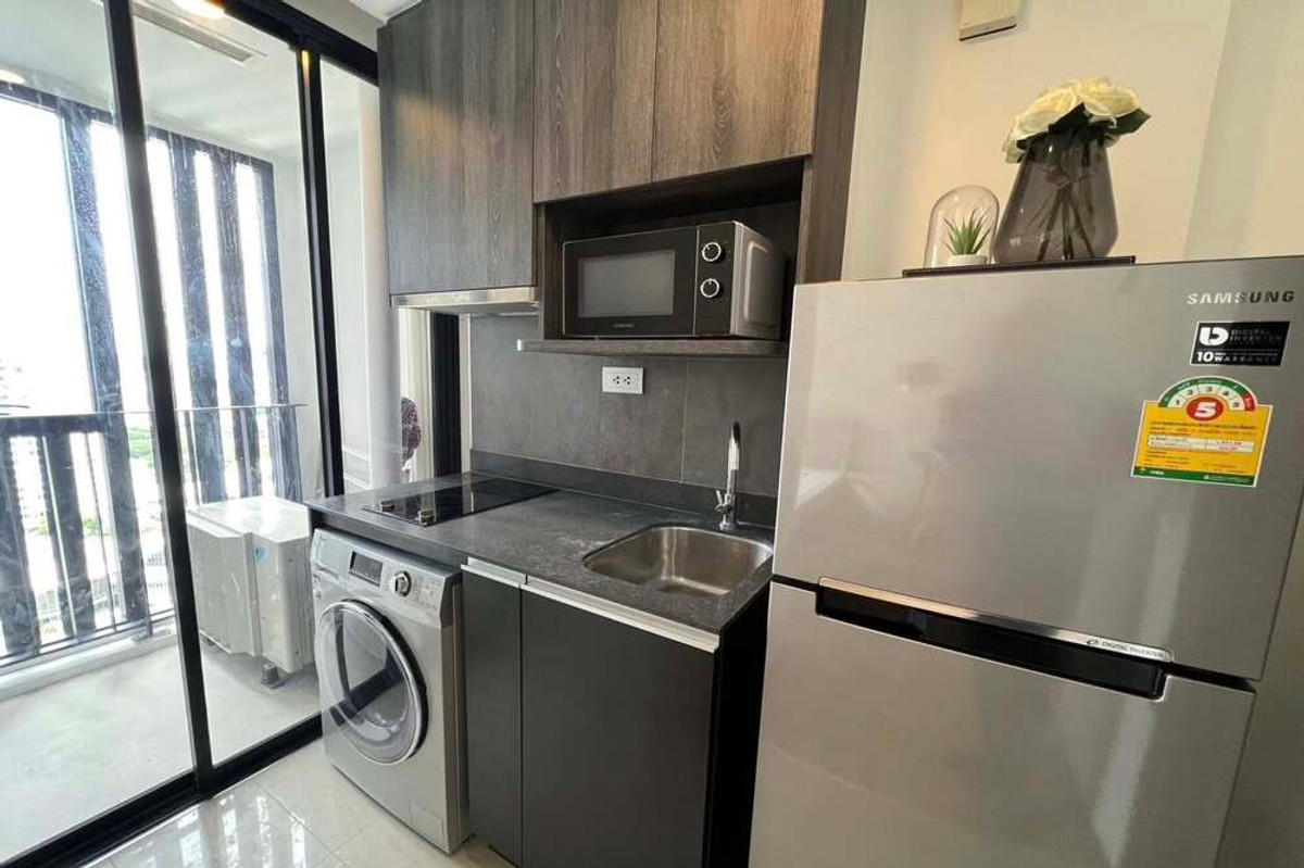 For SaleCondoSiam Paragon ,Chulalongkorn,Samyan : 🔥 Sale with tenant !!🔥 high floor 25++, North Facing, modern style!! Code C20251200016..........Ashton Chula - Silom, Studio room, 1 bathroom, furnished, Special Deal!! 📣📣