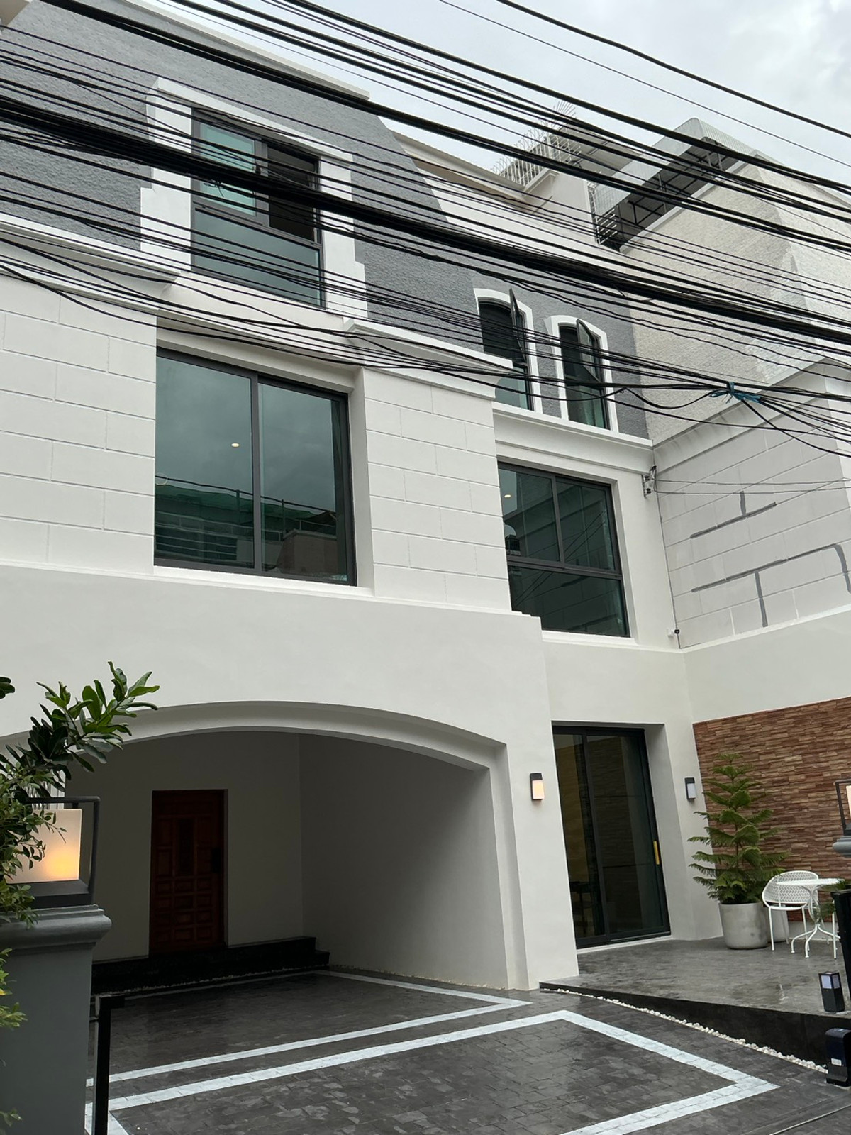 For RentTownhomeSukhumvit, Asoke, Thonglor : Townhome 4-Story for Rent Ekkamai 12 - Near Ekkamai International School