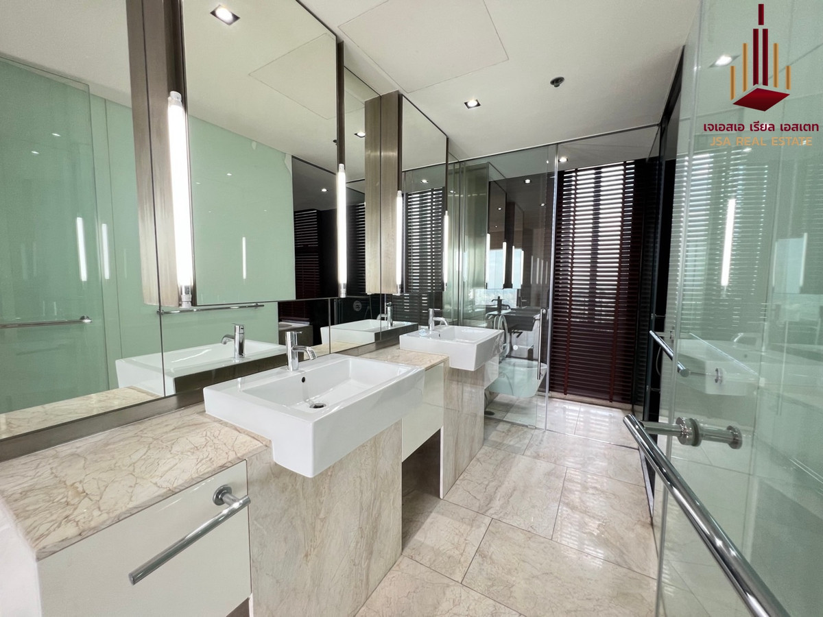 For RentCondoSathorn, Narathiwat : ✨ For Rent: The Met Condo ✨ 💰 Only 120,000 THB/month