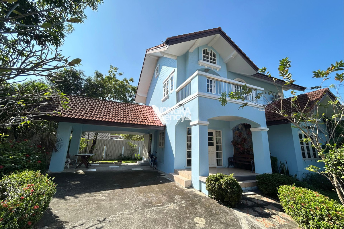 For RentHouseBangna, Bearing, Lasalle : Detached house for rent near BTS Bangna, size 100 sq m, fully furnished, ready to move in, 45,000 THB/month.