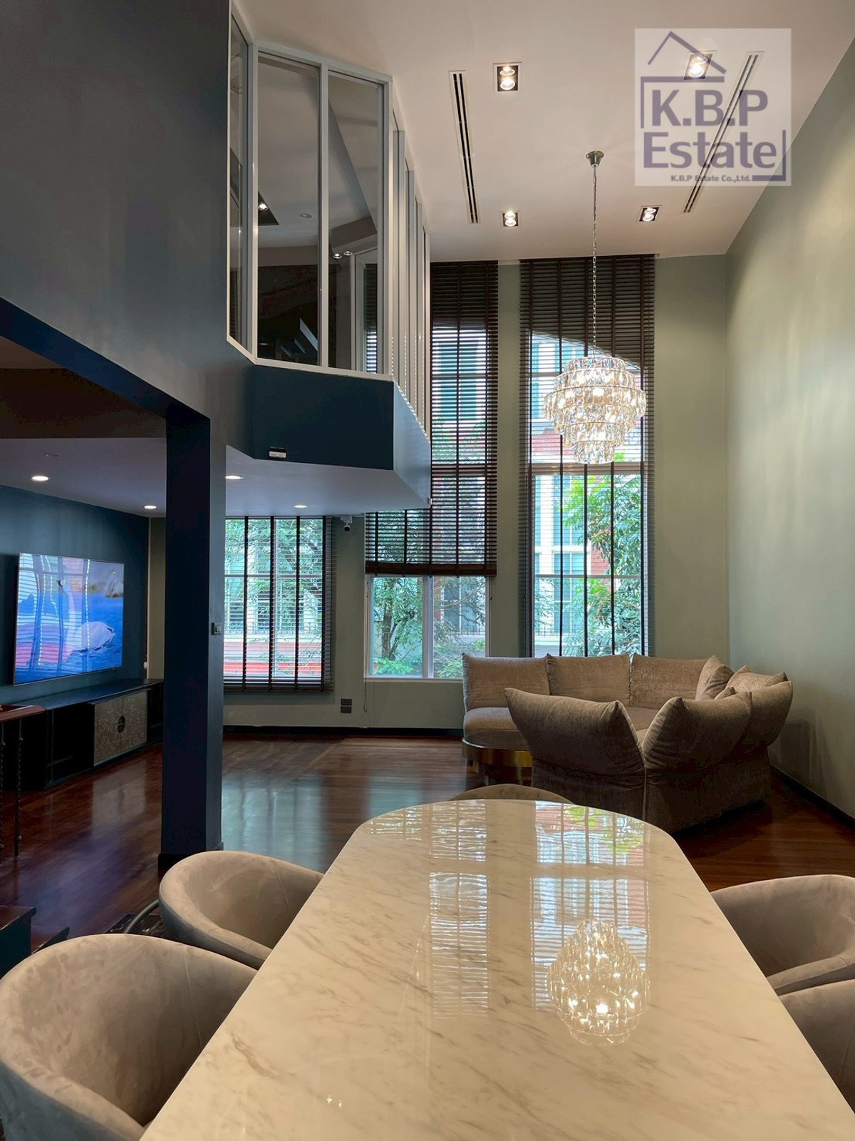 ทาวน์โฮมสุขุมวิท อโศก ทองหล่อ : ขาย / ให้เช่า บ้านกลางกรุง ทองหล่อ – บ้านทำใหม่ ใจกลางทองหล่อ ตกแต่งอย่างดีมากที่สุด ((พร้อมเข้าอยู่))