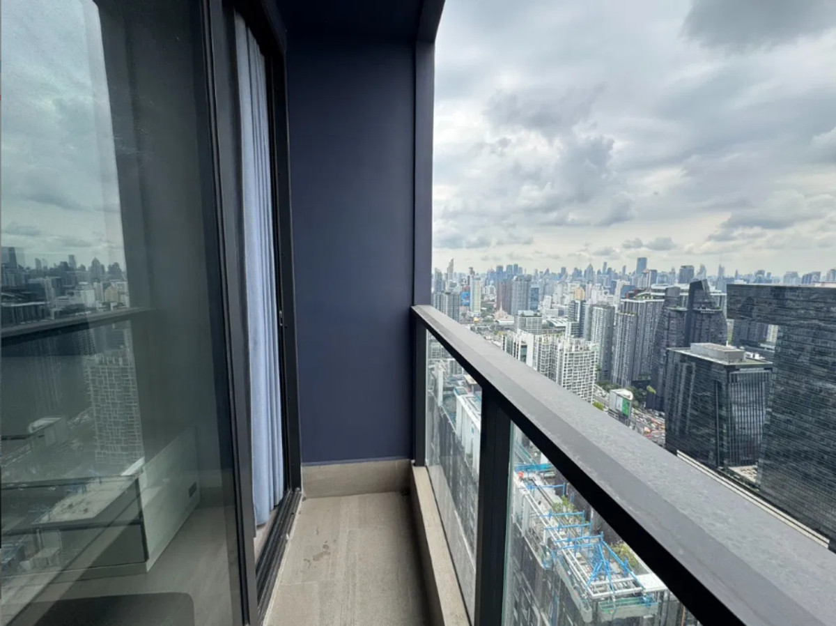 ให้เช่าคอนโดพระราม 9 เพชรบุรีตัดใหม่ RCA : One Nine Five 58 sq.m. Please add LINE ID @806qphgn o8415o5483 