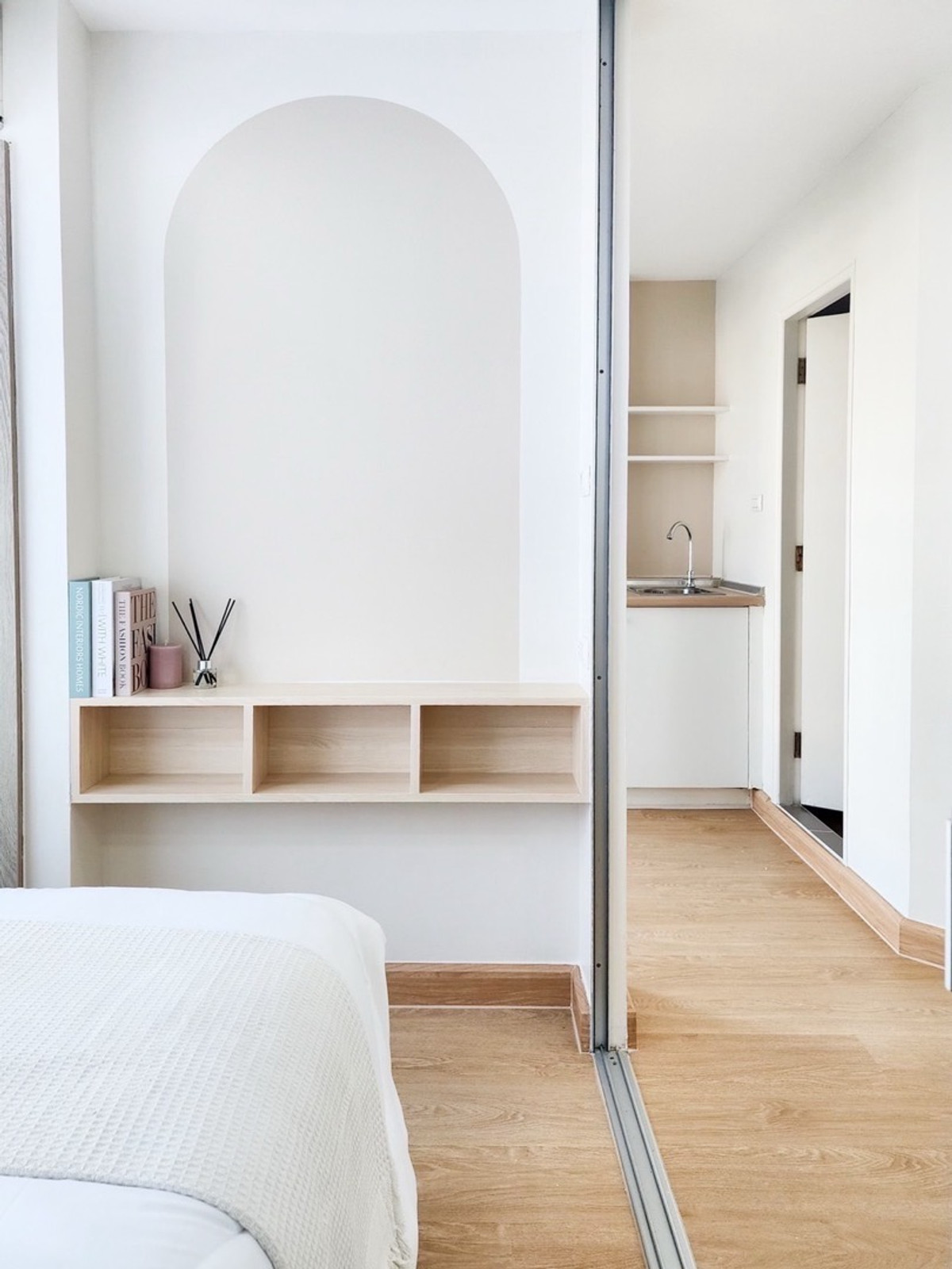 For SaleCondoPattanakan, Srinakarin : urgent!! Selling very cheap 1.279mb <5 thousand installments> Newly decorated room, Lumpini On Nut-Pattanakarn