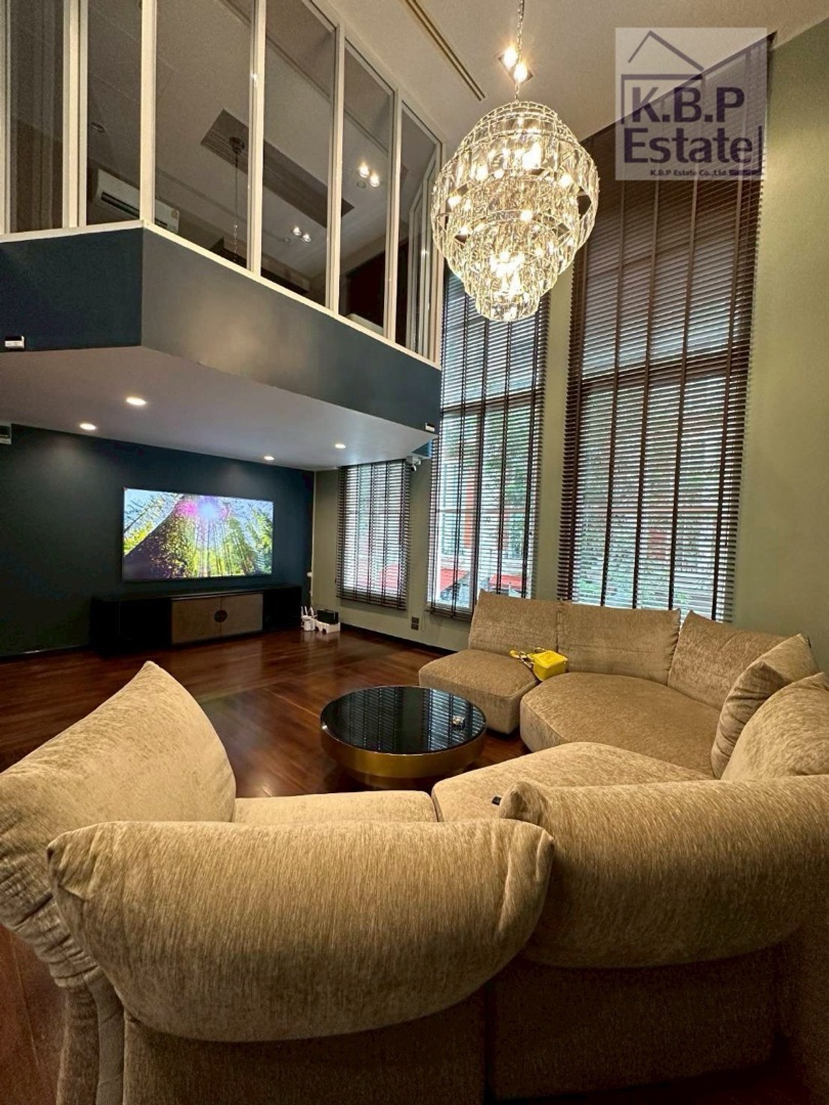 ทาวน์โฮมสุขุมวิท อโศก ทองหล่อ : ขาย / ให้เช่า บ้านกลางกรุง ทองหล่อ – บ้านทำใหม่ ใจกลางทองหล่อ ตกแต่งอย่างดีมากที่สุด ((พร้อมเข้าอยู่))