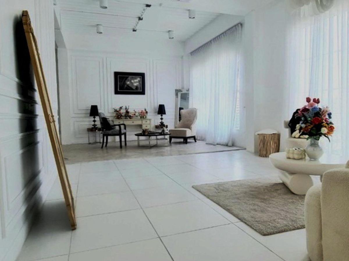 ขายทาวน์โฮมนวมินทร์ รามอินทรา : ขายบ้าน  เดอะ ฮาร์โมนี รามอินทรา 62 หน้ากว้าง MRT-วงแหวนตะวันออก รามอินทรา เขต คันนายาว กรุงเทพ CX-139692