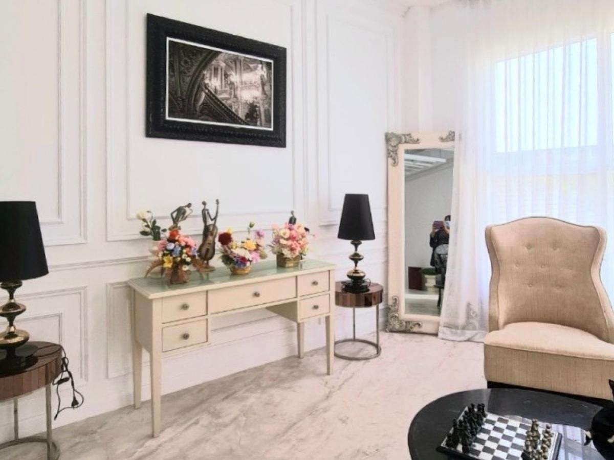 ขายทาวน์โฮมนวมินทร์ รามอินทรา : ขายบ้าน  เดอะ ฮาร์โมนี รามอินทรา 62 หน้ากว้าง MRT-วงแหวนตะวันออก รามอินทรา เขต คันนายาว กรุงเทพ CX-139692