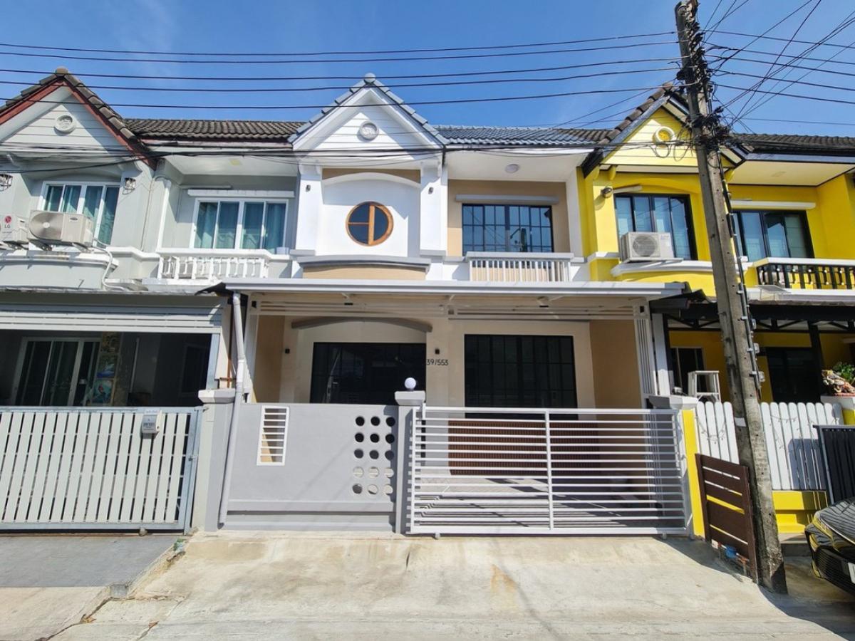 ขายทาวน์โฮมนวมินทร์ รามอินทรา : ขายทาวน์เฮ้าส์/ทาวน์โฮม  บุศรินทร์ รามอินทรา สามวาตะวันตก เขต คลองสามวา กรุงเทพ CX-139228