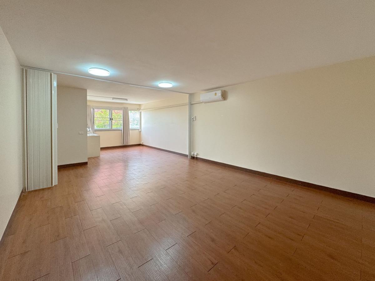 ขายคอนโดบางนา แบริ่ง ลาซาล : ขายคอนโด  เลเวล คอนโดมิเนียม บางโฉลง บางพลี สมุทรปราการ CX-139251