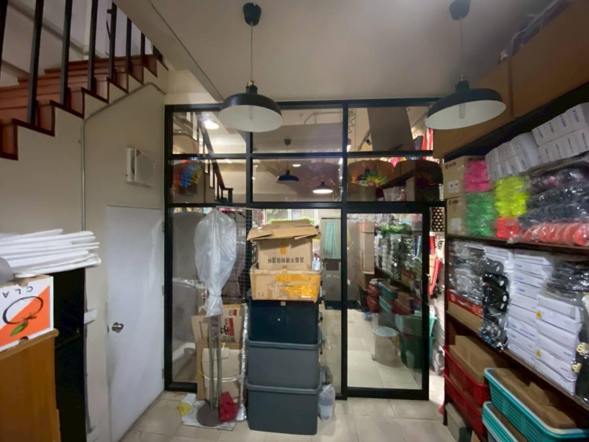 ขายอาคารพาณิชย์ราชเทวี พญาไท : ขายอาคารพาณิชย์ 5 ชั้น ข้างโรงแรมอินทรา ประตูน้ำ ย่านการค้า