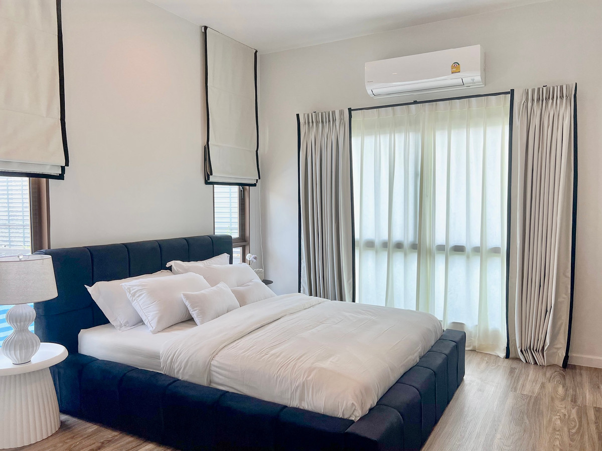 ให้เช่าบ้านพัฒนาการ ศรีนครินทร์ : ให้เช่าบ้านเดี่ยว Burasiri Krungthep Kreetha | หลังริม พื้นที่สวนใหญ่ | ตกแต่งครบ พร้อมเข้าอยู่ | Pet Friendly