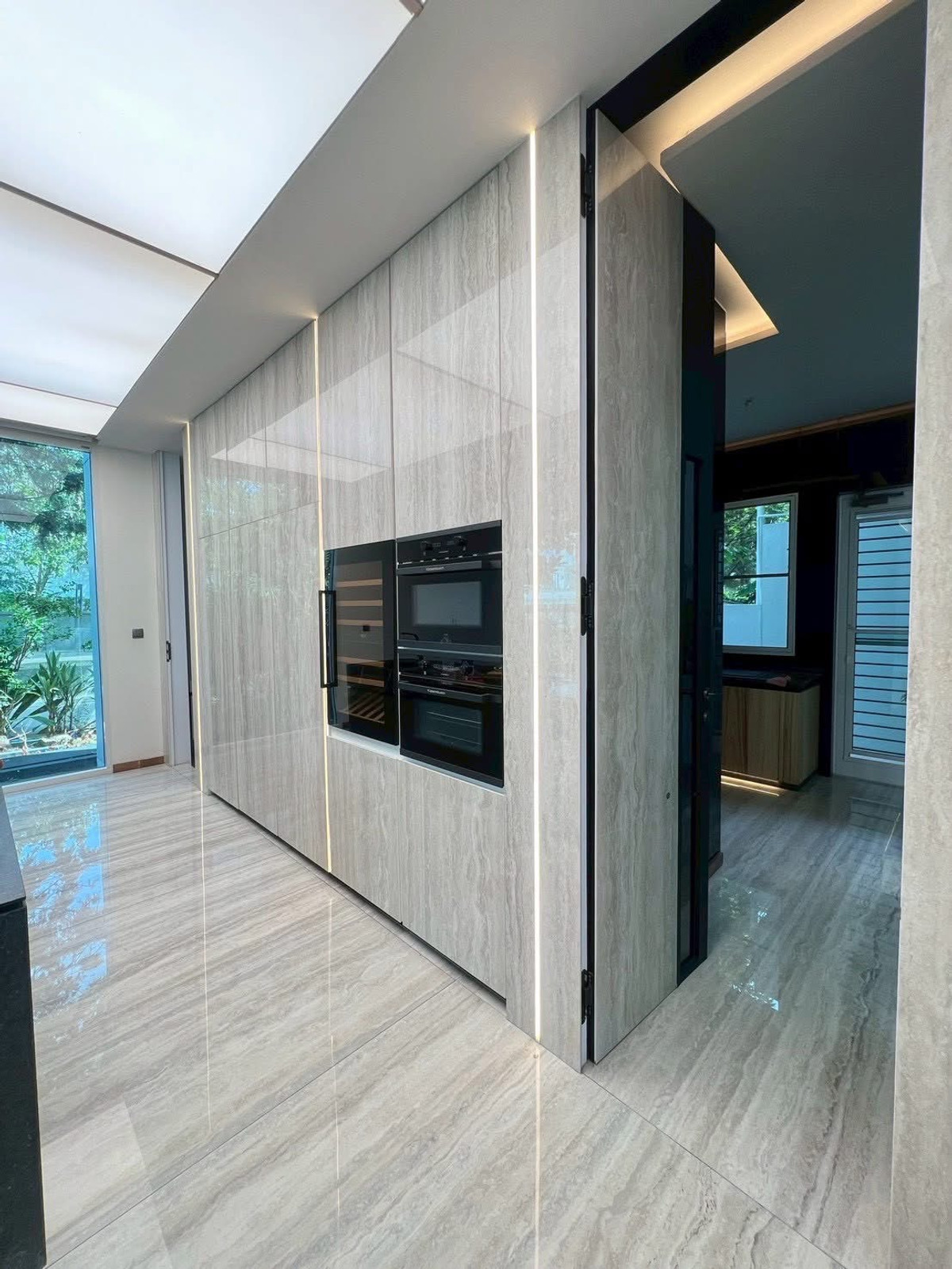 บ้านเลียบทางด่วนรามอินทรา : 📌 ปล่อยเช่า/ขาย VIVE เอกมัย-รามอินทรา บ้านเดี่ยวหรู 3 ชั้น