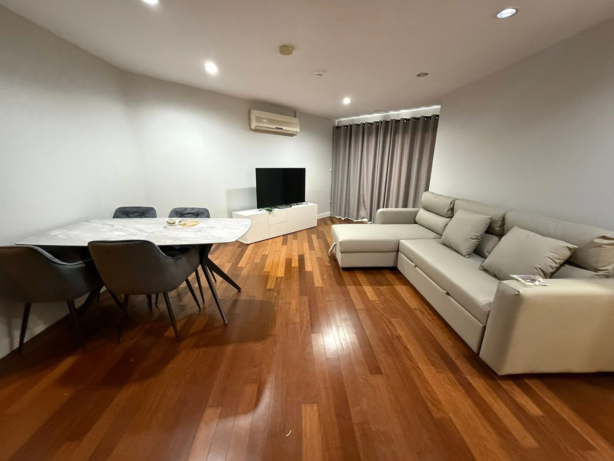 For RentCondoSathorn, Narathiwat : Newly renovated 2-bedroom condo in Sathorn for rent ready to move in