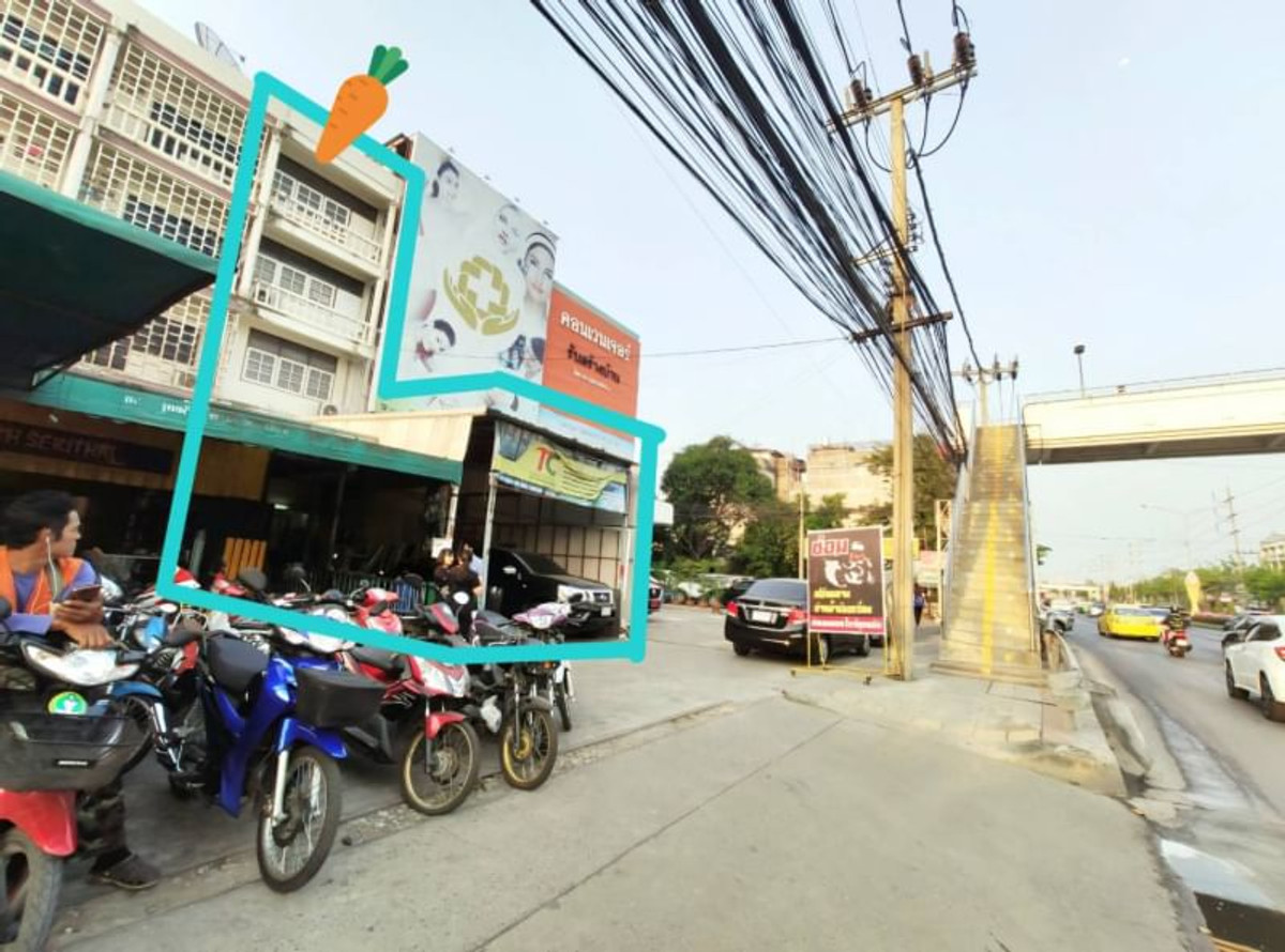 For RentShop HouseSeri Thai, Ramkhamhaeng Nida : For rent/sale, 4 and a half storey building, 32.2 sq m, next to Seri Thai Road, Khlong Kum Subdistrict, Bueng Kum District, Bangkok.