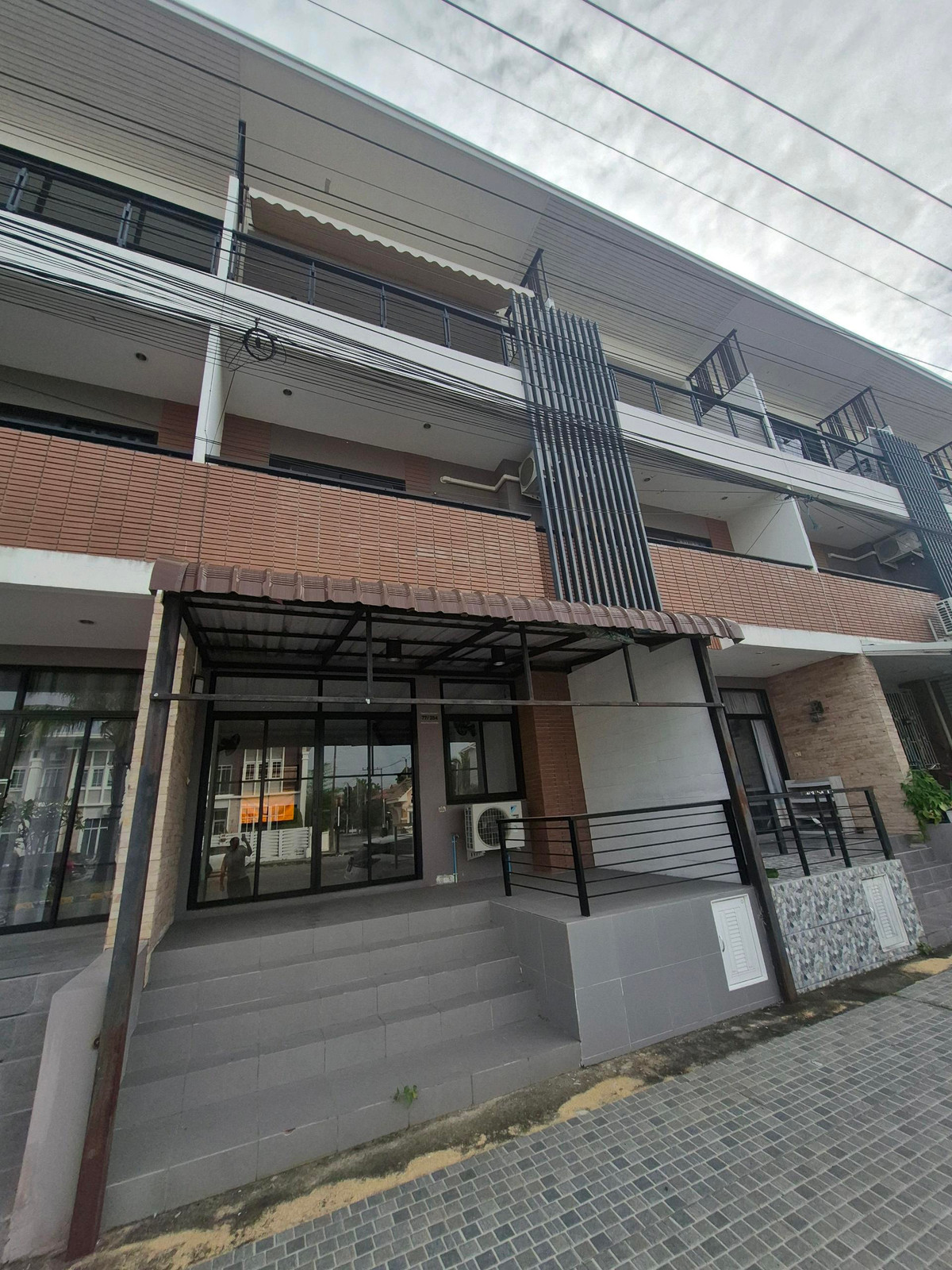 For SaleTownhomeChiang Mai : 🏡 3-Bedroom Townhouse in Koolpunt 9 – Walking Distance to Lanna International School!