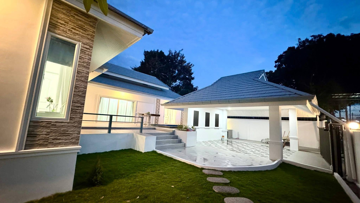 For SaleHousePattaya, Bangsaen, Chonburi : Inplace Village / 3 bedrooms (for sale), Moo Baan Inplace / 3 bedrooms (FOR SALE) BEWN023