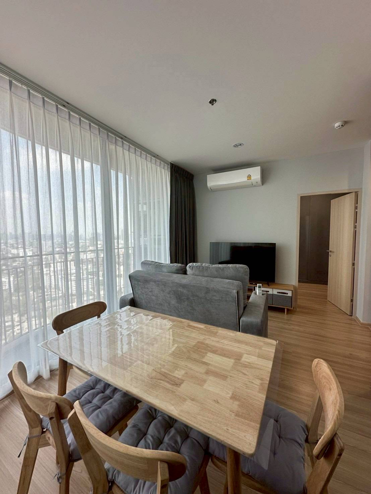 ให้เช่าคอนโดอ่อนนุช อุดมสุข : 🔴29,000฿🔴 𝗦𝗞𝗬𝗥𝗜𝗦𝗘 𝗔𝘃𝗲𝗻𝘂𝗲 𝗦𝘂𝗸𝗵𝘂𝗺𝘃𝗶𝘁 𝟲𝟰┃สกายไรส์ อเวนิว สุขุมวิท 64 ✅ ใกล้ BTS ปุณณวิถี ยินดีบริการ🙏สนใจทัก 𝙇𝙄𝙉𝙀 มานะคะ (ตอบไวมาก):​📱 รหัสทรัพย์​ 6902-2203📱: ไอดีไลน์:@bbcondo88