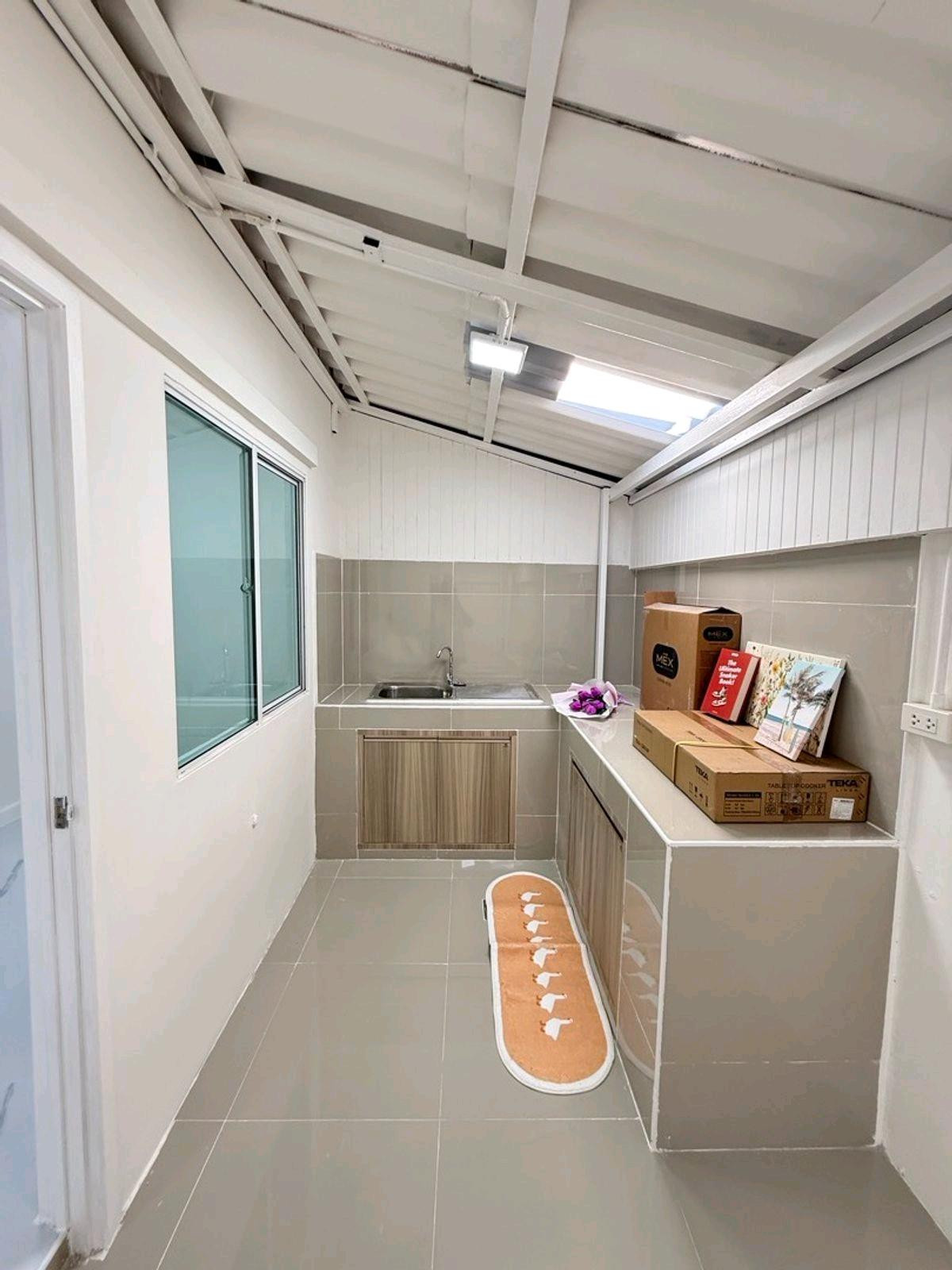 ให้เช่าทาวน์โฮมพระราม 2 บางขุนเทียน : 📌 รับสัญญาระยะสั้นได้ 📦 หิ้วกระเป๋าเข้าอยู่ได้เลย เฟอร์ครบ พร้อมอยู่ทันที!