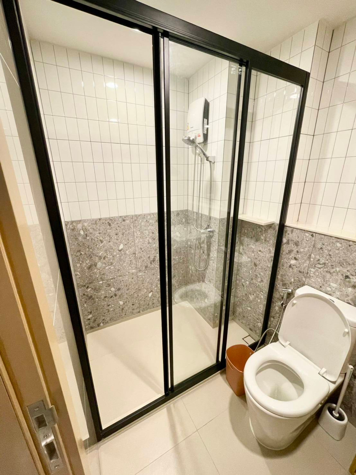 For RentCondoLadprao, Central Ladprao : For rent: The Line Vibe (by Sansiri), opposite Central Ladprao. Ready to move in