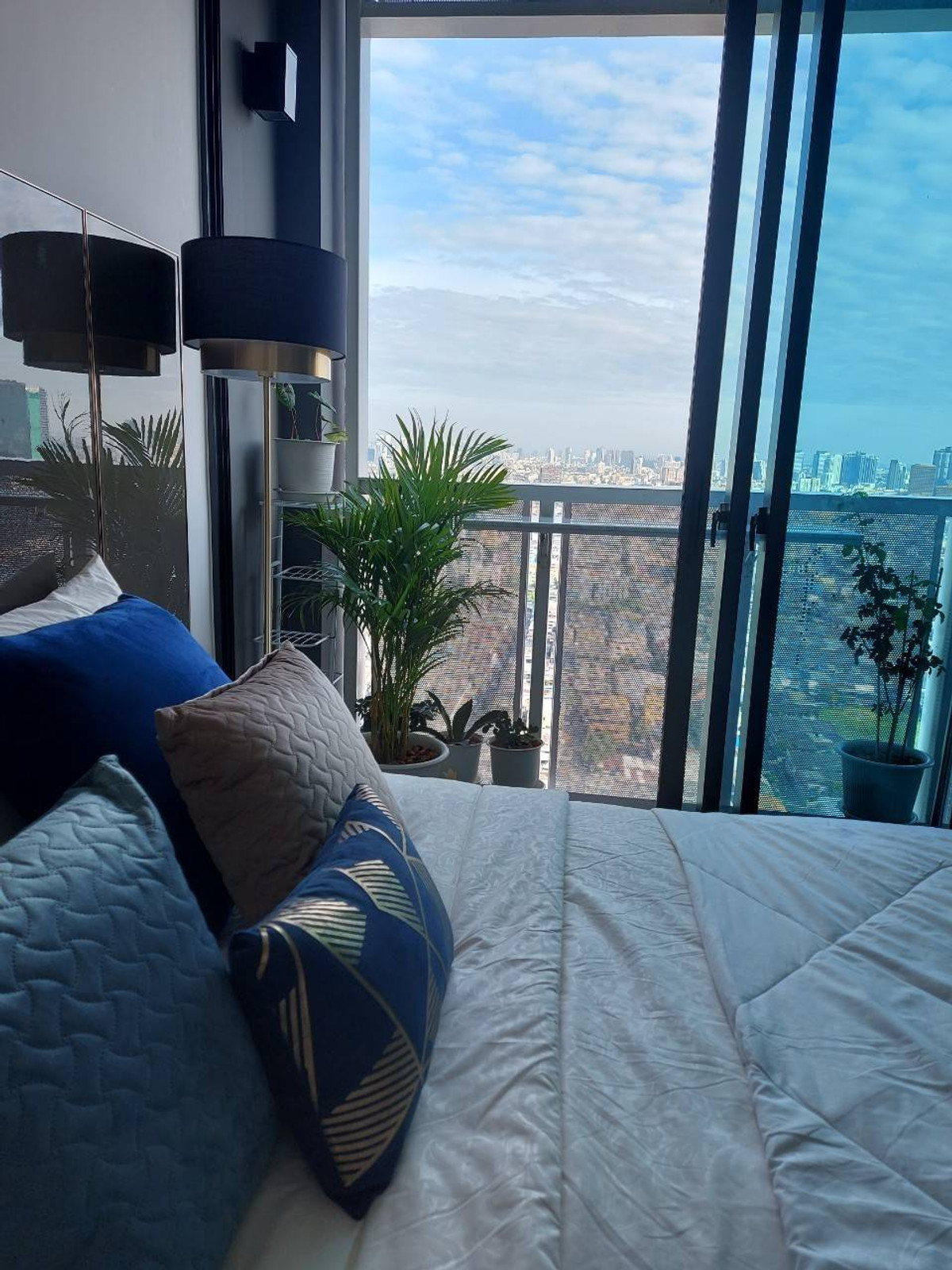 For SaleCondoRama9, Petchburi, RCA : Condo for sale, A Space ID Asoke-Ratchada, 1 bedroom, high floor, very beautiful, MRT Rama 9.