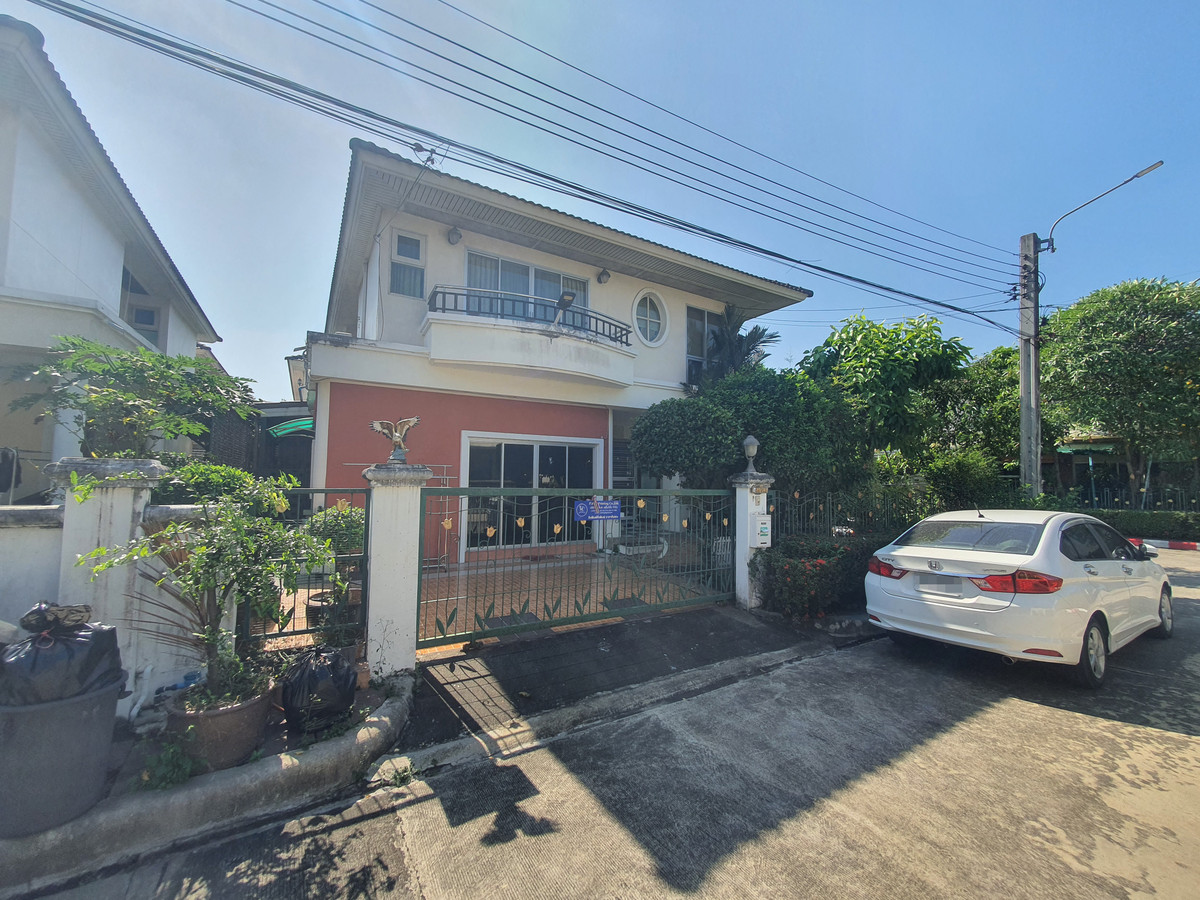 ขายบ้านพระราม 5 ราชพฤกษ์ บางกรวย : บ้านเดี่ยวหลังมุม บ้านมือสองนนทบุรี ม.ศุภาลัยการ์เด้นวิลล์ วงแหวนปิ่นเกล้า-พระราม5 เนื้อที่ 59 ตร.ว. ภายในกว้างขวาง ต่อเติมครบพร้อมอยู่ เดินทางสะดวก ใกล้เซ็นทรัลเวสต์เกต, Plus Mall บางใหญ่