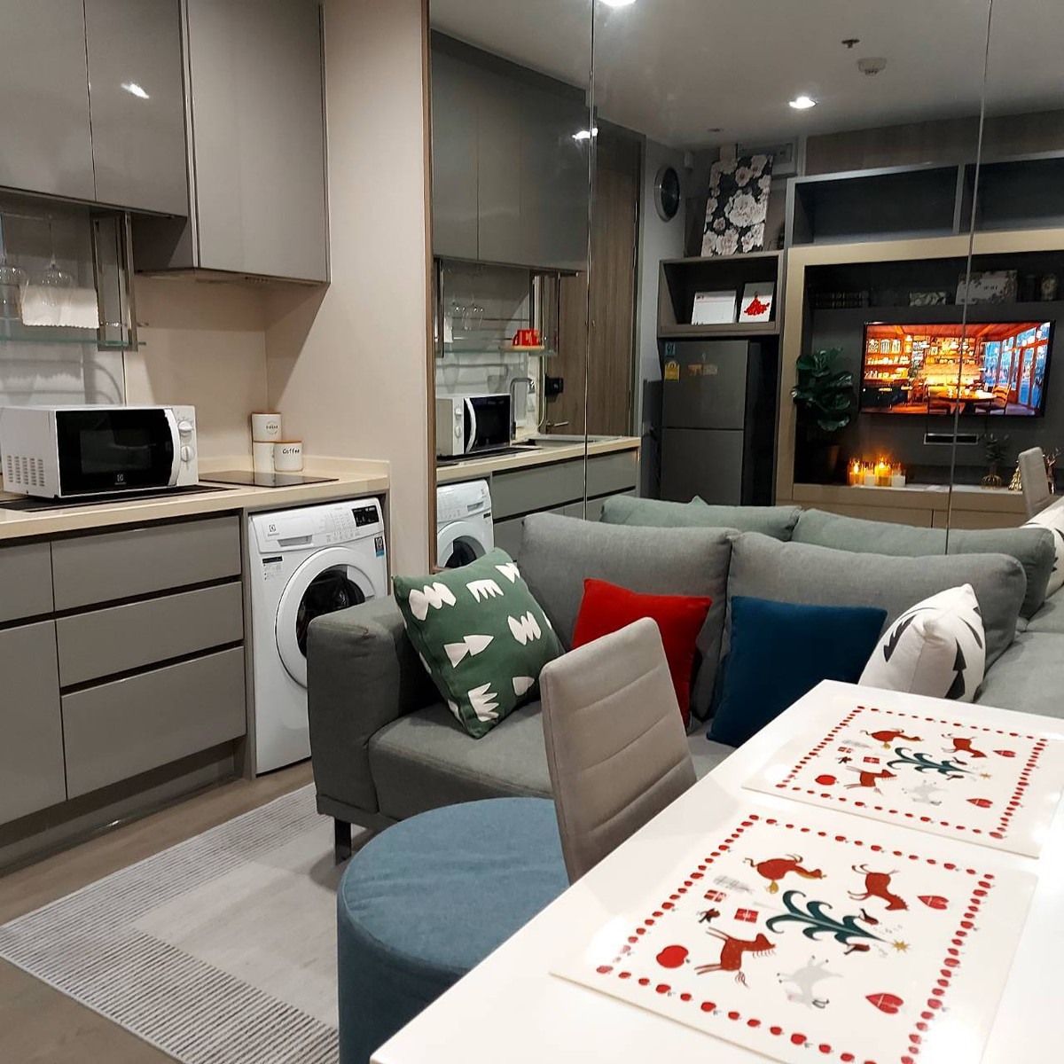 For SaleCondoRama9, Petchburi, RCA : Condo for sale, A Space ID Asoke-Ratchada, 1 bedroom, high floor, very beautiful, MRT Rama 9.