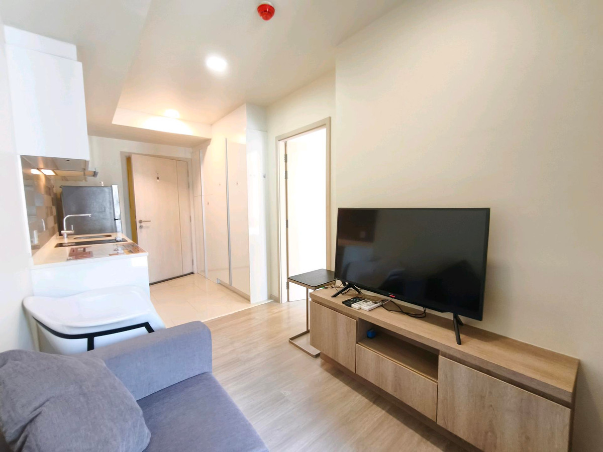 ให้เช่าคอนโดพระราม 9 เพชรบุรีตัดใหม่ RCA : 🔴16,000฿🔴 𝐌𝐚𝐞𝐬𝐭𝐫𝐨 𝟎𝟑 𝐑𝐚𝐭𝐜𝐡𝐚𝐝𝐚 - 𝐑𝐚𝐦𝐚 𝟗┃มาเอสโตร 03 รัชดา - พระราม 9 ✅ ใกล้ MRT พระราม 9 ยินดีบริการ🙏สนใจทัก 𝙇𝙄𝙉𝙀 มานะคะ (ตอบไวมาก):​📱 รหัสทรัพย์​ 6812-1108 📱: ไอดีไลน์:@bbcondo88