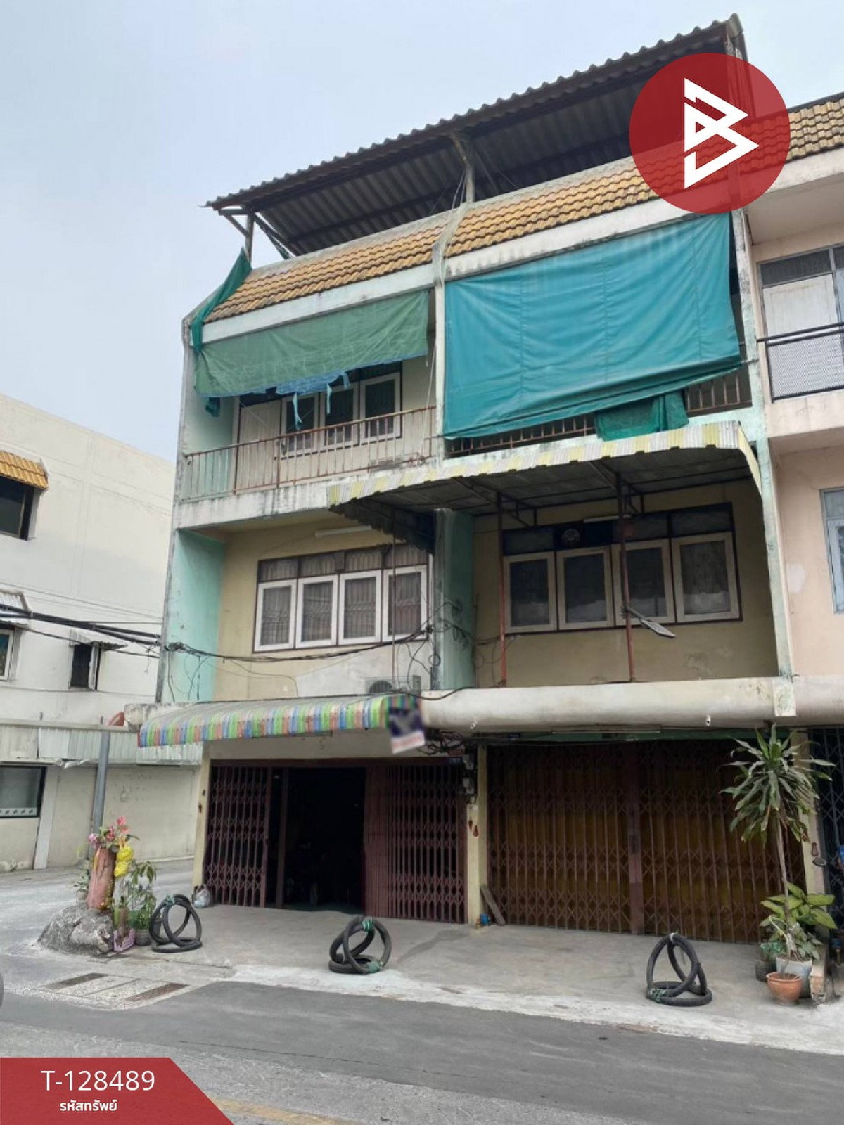 ขายอาคารพาณิชย์อ่อนนุช อุดมสุข : ขายอาคารพาณิชย์ 3 ชั้น เนื้อที่ 34 ตร.วา พระโขนง กรุงเทพมหานคร