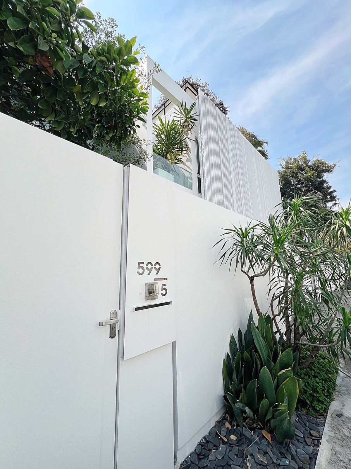 บ้านเลียบทางด่วนรามอินทรา : 📌 ปล่อยเช่า/ขาย VIVE เอกมัย-รามอินทรา บ้านเดี่ยวหรู 3 ชั้น