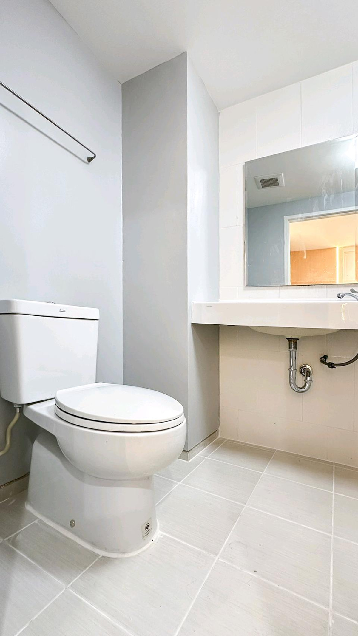 For SaleCondoRamkhamhaeng, Hua Mak : 🏙Good condo, location like it🤩📍 “U Delight@Hua Mak“ 🚅Near MRT, ARL, just come and move in now🤗🤗