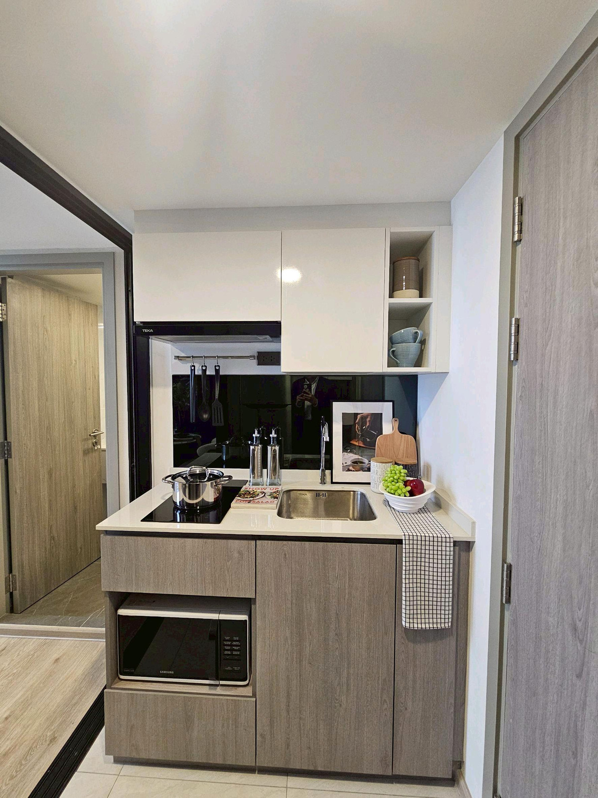 For SaleCondoPinklao, Charansanitwong : 📍Hot Deal price for high ceiling room📍Raising animals doesn't have to be secretive 🐶🐱