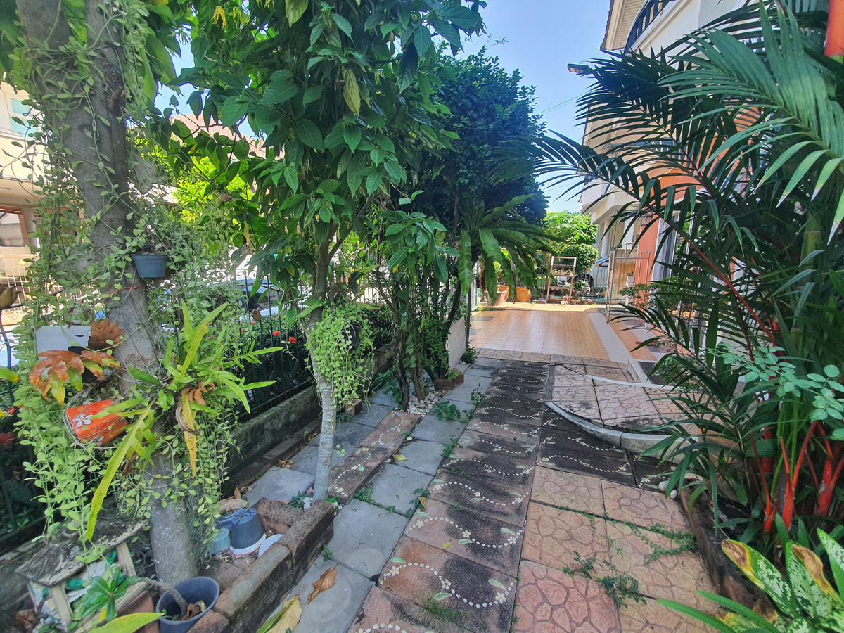 ขายบ้านพระราม 5 ราชพฤกษ์ บางกรวย : บ้านเดี่ยวหลังมุม บ้านมือสองนนทบุรี ม.ศุภาลัยการ์เด้นวิลล์ วงแหวนปิ่นเกล้า-พระราม5 เนื้อที่ 59 ตร.ว. ภายในกว้างขวาง ต่อเติมครบพร้อมอยู่ เดินทางสะดวก ใกล้เซ็นทรัลเวสต์เกต, Plus Mall บางใหญ่