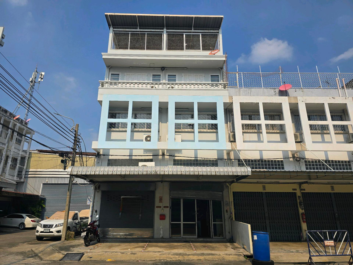 อาคารพาณิชย์สาทร นราธิวาส : ขาย / ให้เช่า อาคารพาณิชย์ 3.5 ชั้น 674ตร.ม ทำครัวกลาง หรือโกดัง สำนักงานได้ ่ ใกล้จุดขึ้น-ลงทางด่วนพิเศษเฉลิมมหานคร และทางด่วนวงแหวนอุตสาหกรรม–ภูมิพล