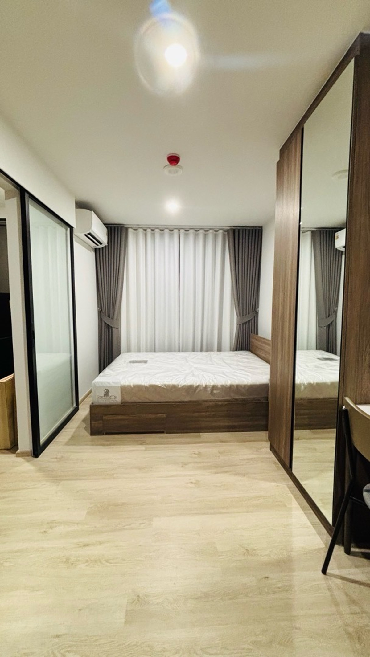 ให้เช่าคอนโดปทุมธานี รังสิต ธรรมศาสตร์ : ปล่อยเช่า คอนโด Nue Core คูคต สเตชัน ชั้น7 วิวสระ  **ห้องใหม่ ** พร้อมนัดดูห้อง