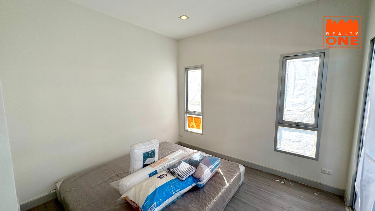 ขายทาวน์โฮมนวมินทร์ รามอินทรา : ขายทาวน์เฮาส์ 3 ชั้น หลังมุม สัมมากร อเวนิว รามอินทรา-วงแหวน บ้านใหม่ไม่เคยอยู่