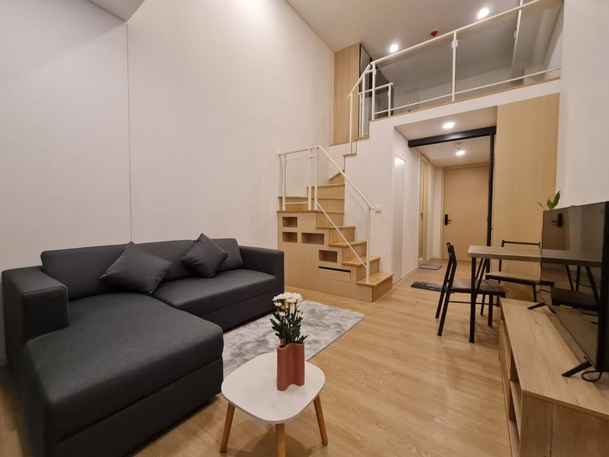 ให้เช่าคอนโดพระราม 9 เพชรบุรีตัดใหม่ RCA : 🟦🟩 [For Rent] Landmark @ MRTA Station (Siamese Rama 9) | Duplex 37.5 sq.m | 7th Fl. | 23,000 THB/Month | Ref: T2127 | LINE: @323gqmho 🟩🟦