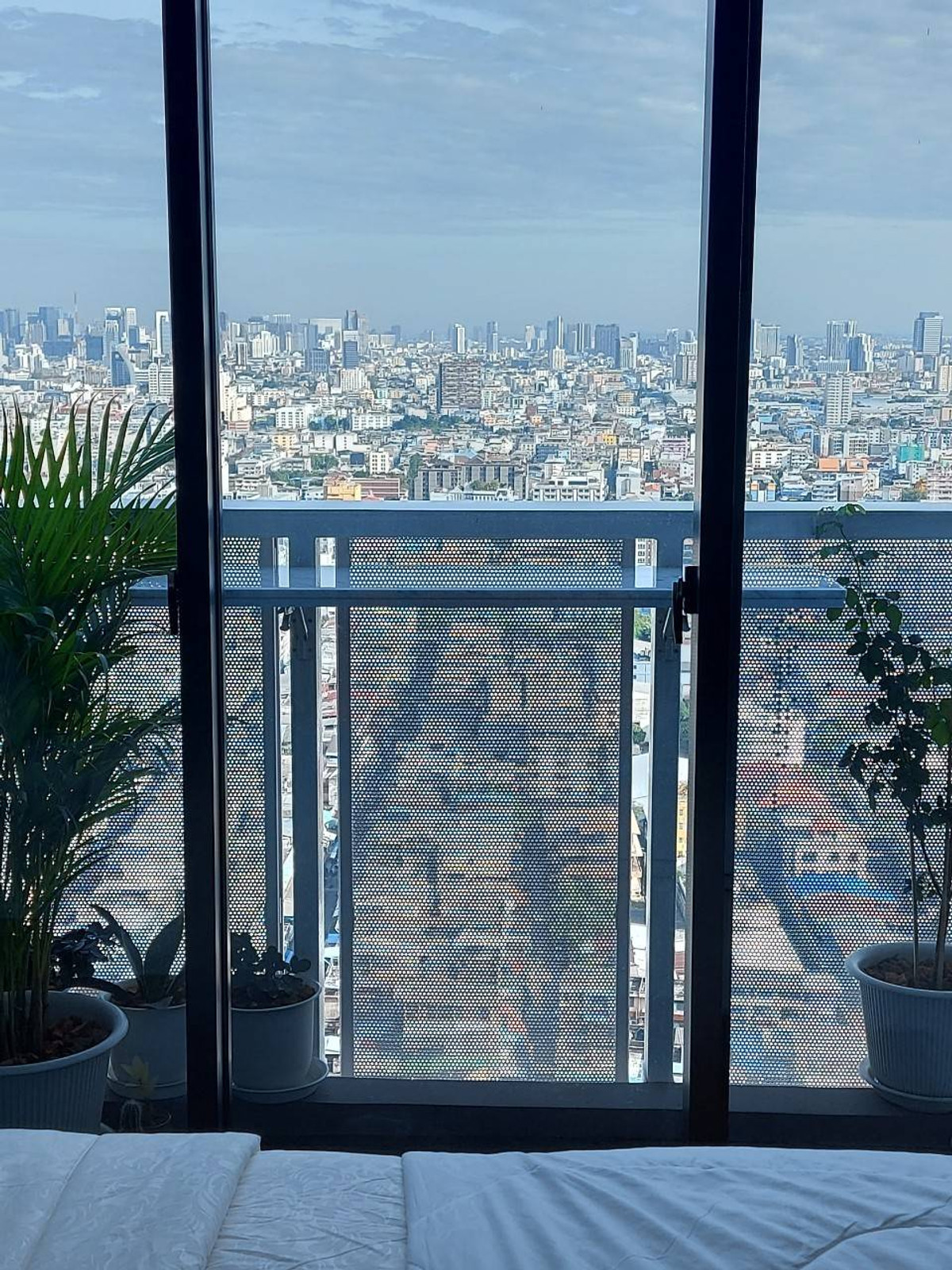 For SaleCondoRama9, Petchburi, RCA : Condo for sale, A Space ID Asoke-Ratchada, 1 bedroom, high floor, very beautiful, MRT Rama 9.