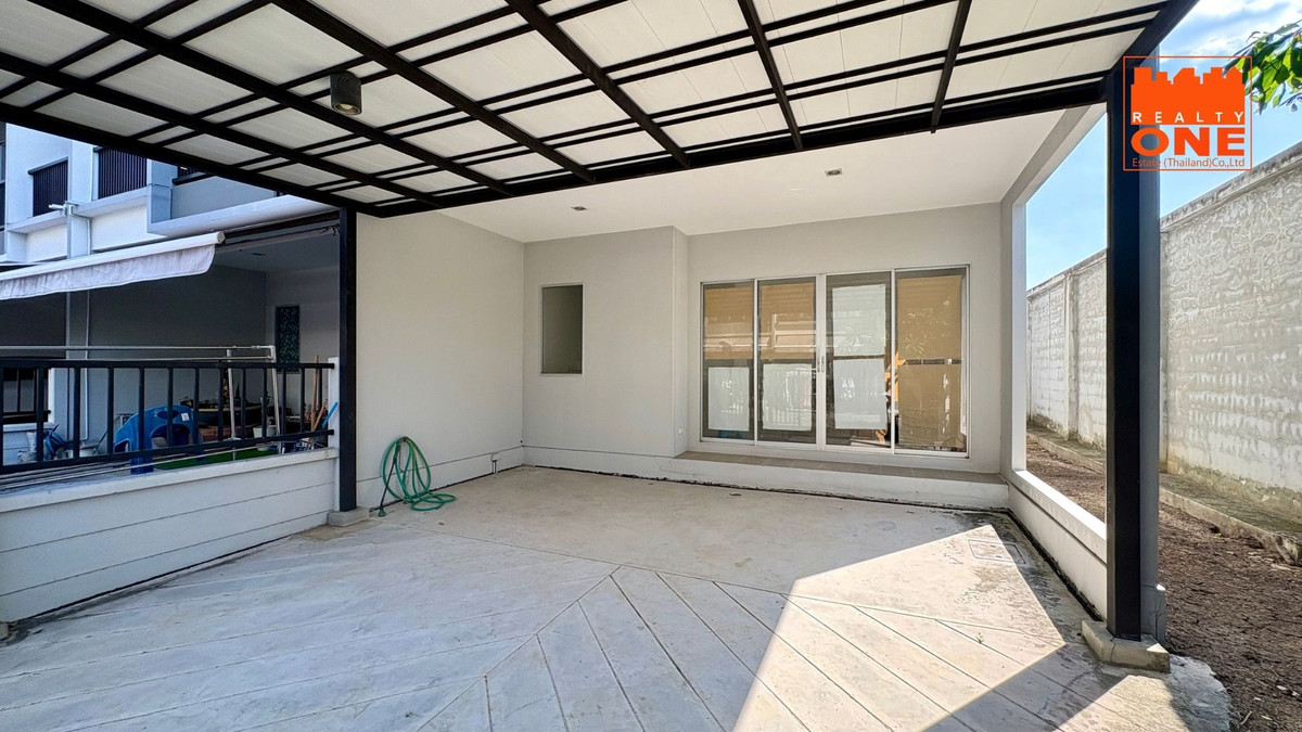 ขายทาวน์โฮมนวมินทร์ รามอินทรา : ขายทาวน์เฮาส์ 3 ชั้น หลังมุม สัมมากร อเวนิว รามอินทรา-วงแหวน บ้านใหม่ไม่เคยอยู่