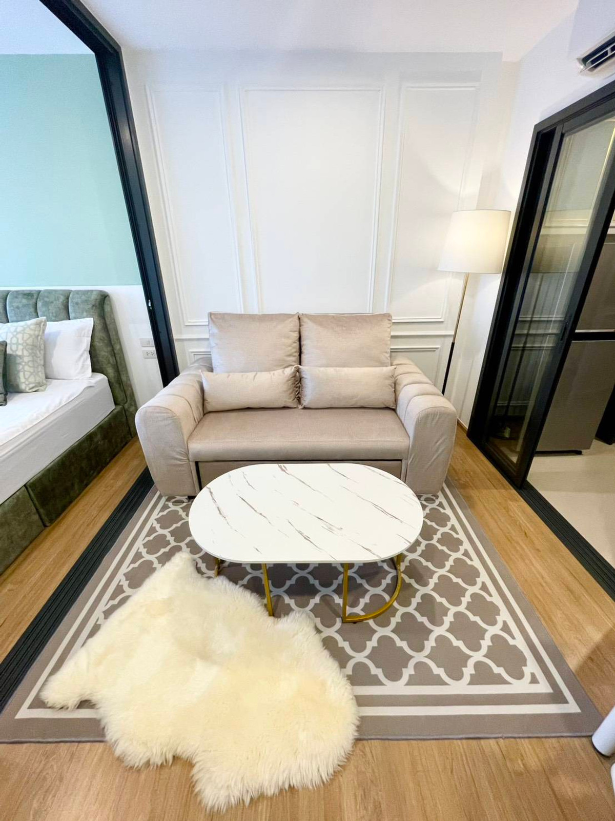 For RentCondoLadprao, Central Ladprao : For rent: The Line Vibe (by Sansiri), opposite Central Ladprao. Ready to move in