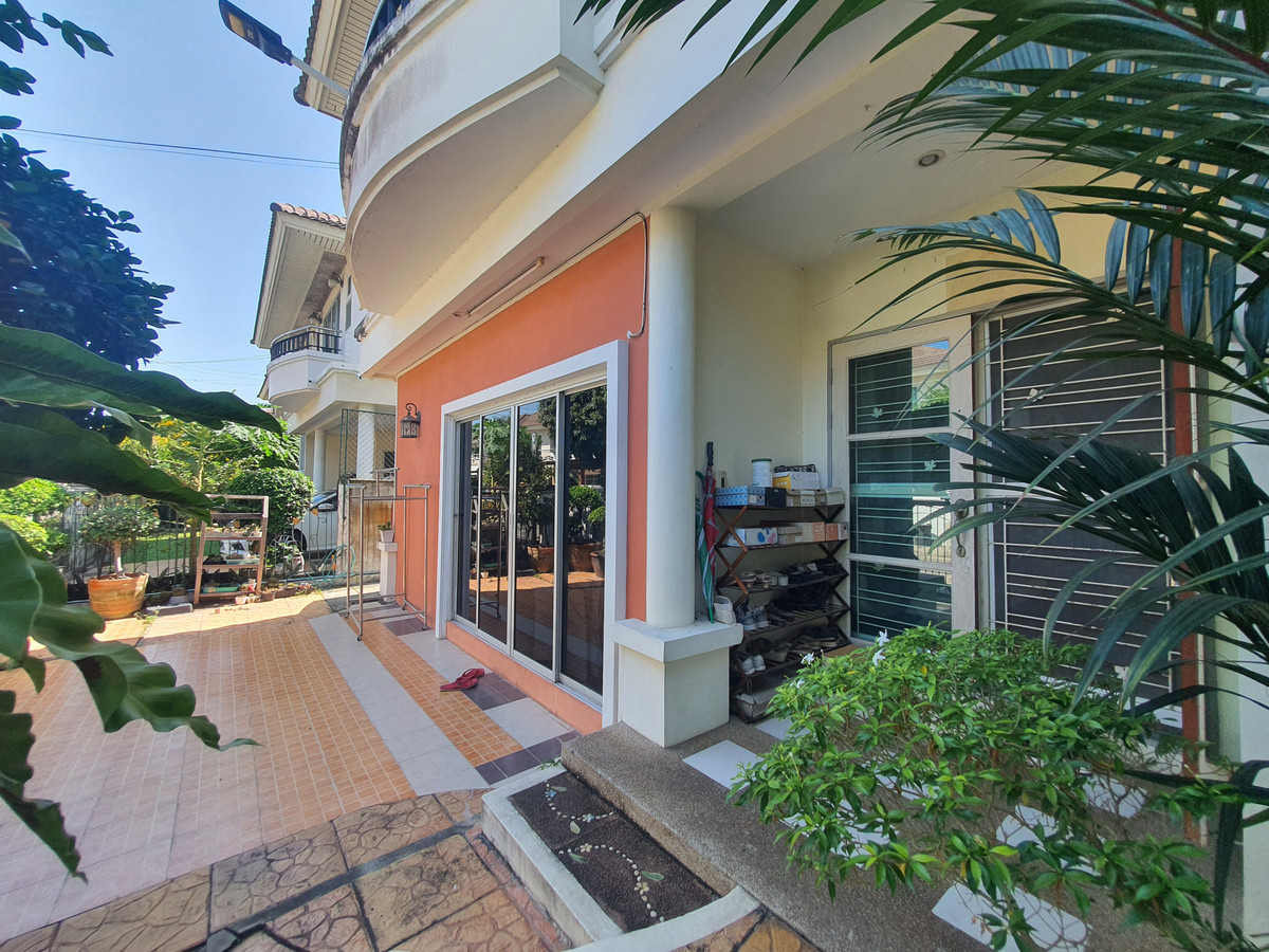 ขายบ้านพระราม 5 ราชพฤกษ์ บางกรวย : บ้านเดี่ยวหลังมุม บ้านมือสองนนทบุรี ม.ศุภาลัยการ์เด้นวิลล์ วงแหวนปิ่นเกล้า-พระราม5 เนื้อที่ 59 ตร.ว. ภายในกว้างขวาง ต่อเติมครบพร้อมอยู่ เดินทางสะดวก ใกล้เซ็นทรัลเวสต์เกต, Plus Mall บางใหญ่