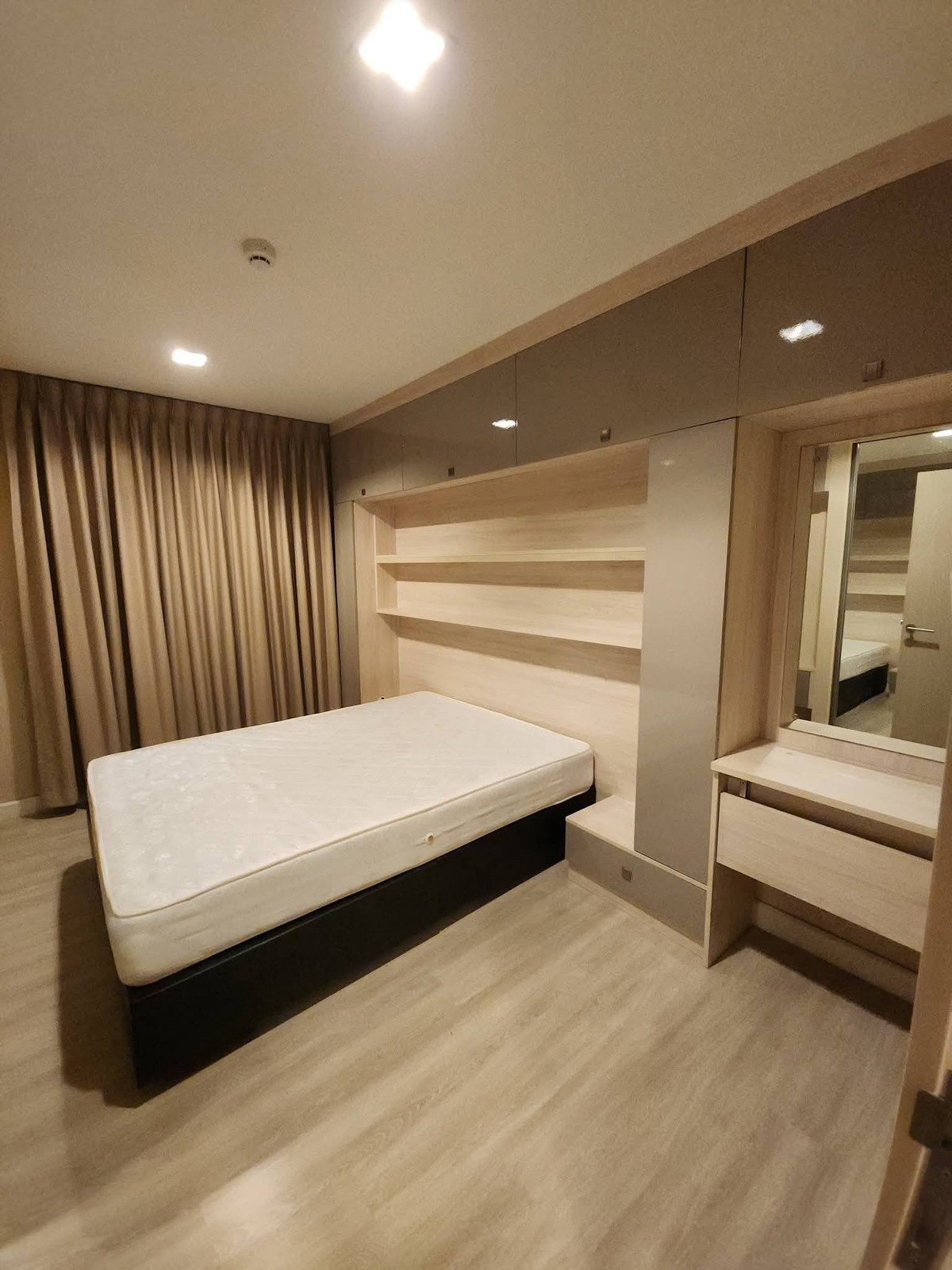 For RentCondoKasetsart, Ratchayothin : Beautiful room, fully furnished. Pool view, ready to move in ⭐For rent: Metro Luxe Kaset (Metro Luxe Kaset)