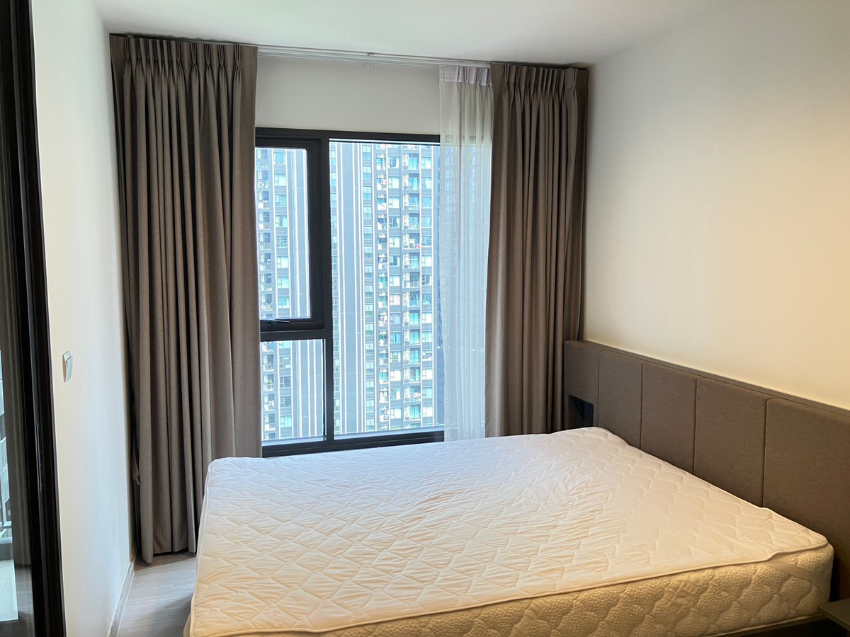 For RentCondoRama9, Petchburi, RCA : For Rent: Life Asoke Hype, 18,000 THB [MPr251204]