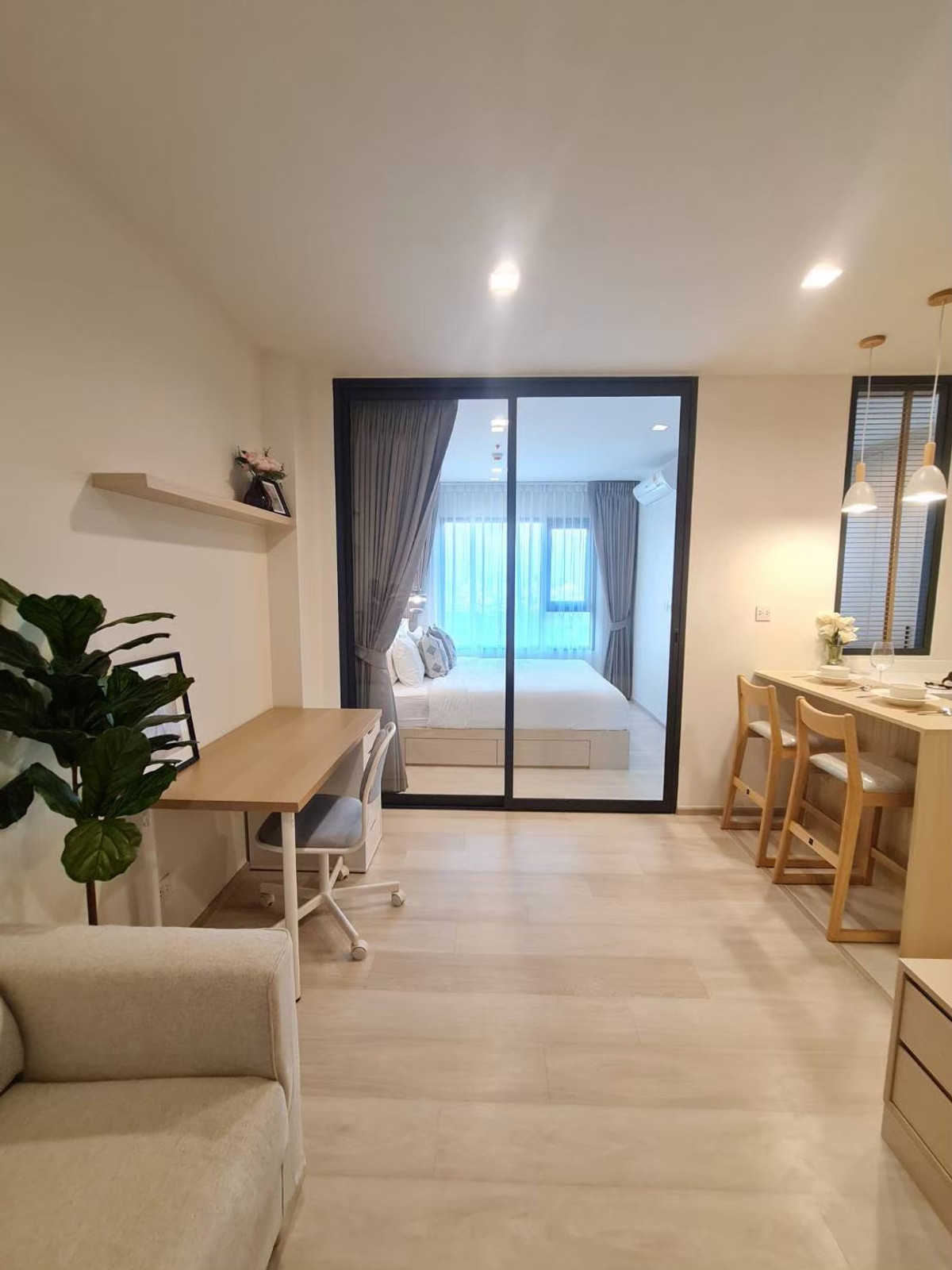 ให้เช่าคอนโดวิทยุ ชิดลม หลังสวน : ✨Life One Wireless for rent  (ไลฟ์ วัน ไวเลส ) 600m from BTS Ploenchit  ห้องสวยพร้อมเข้าอยู่ ✨🔥🔥